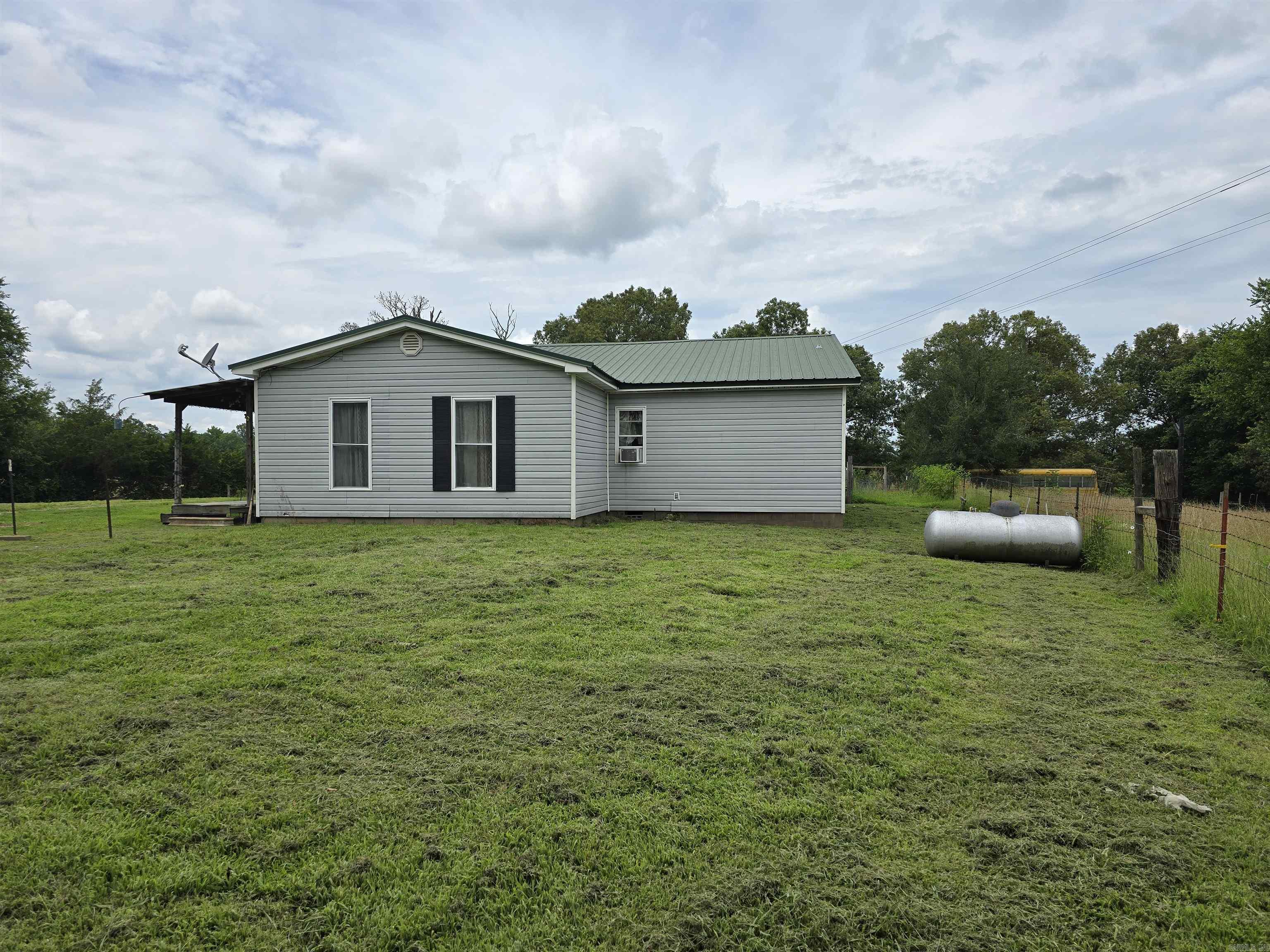 3595 Polk Road 54 Mena, AR 71953