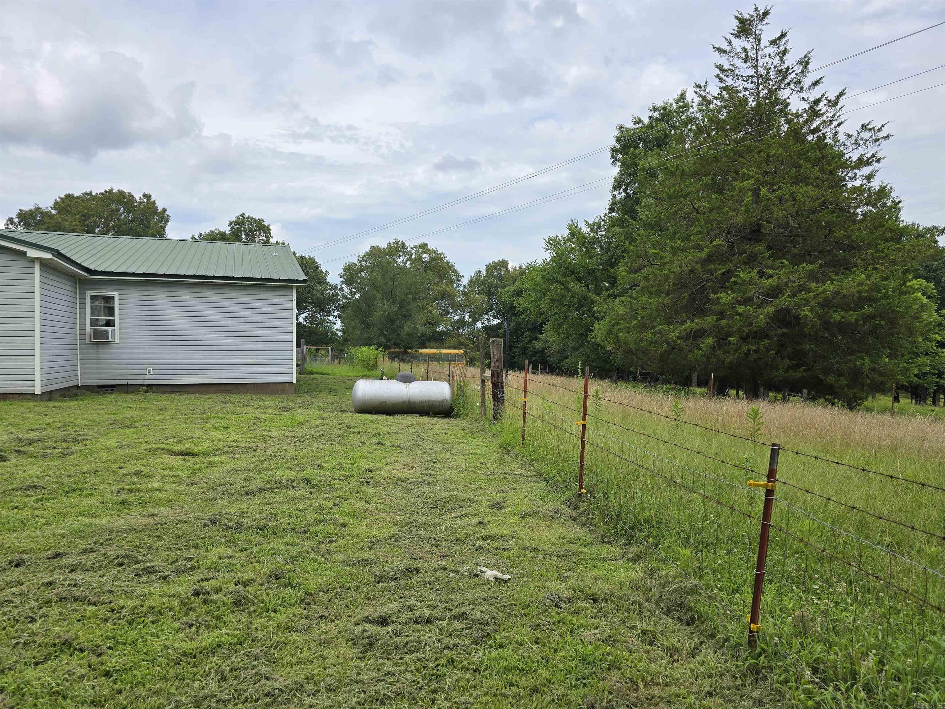 3595 Polk Road 54 Mena, AR 71953