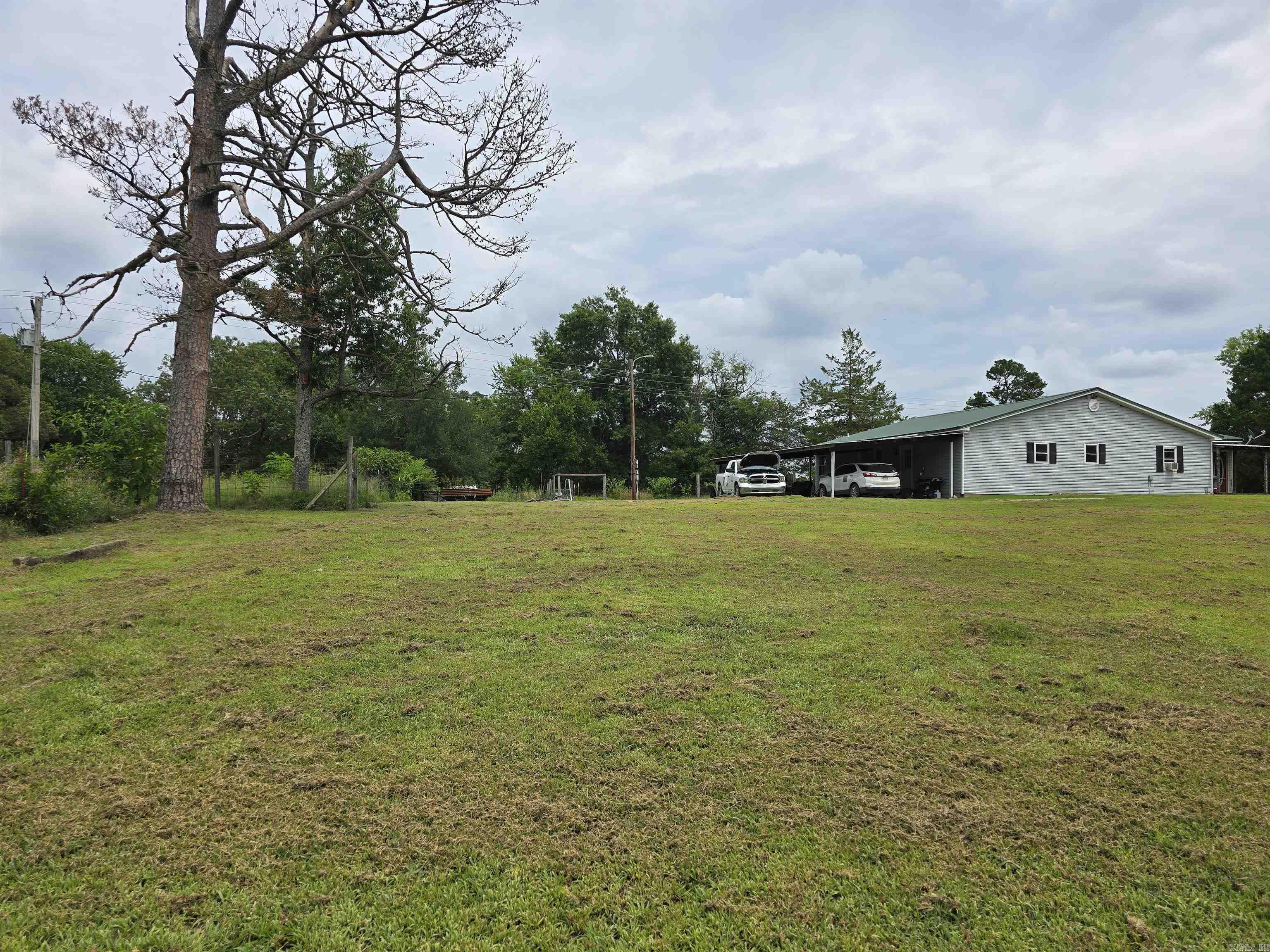 3595 Polk Road 54 Mena, AR 71953