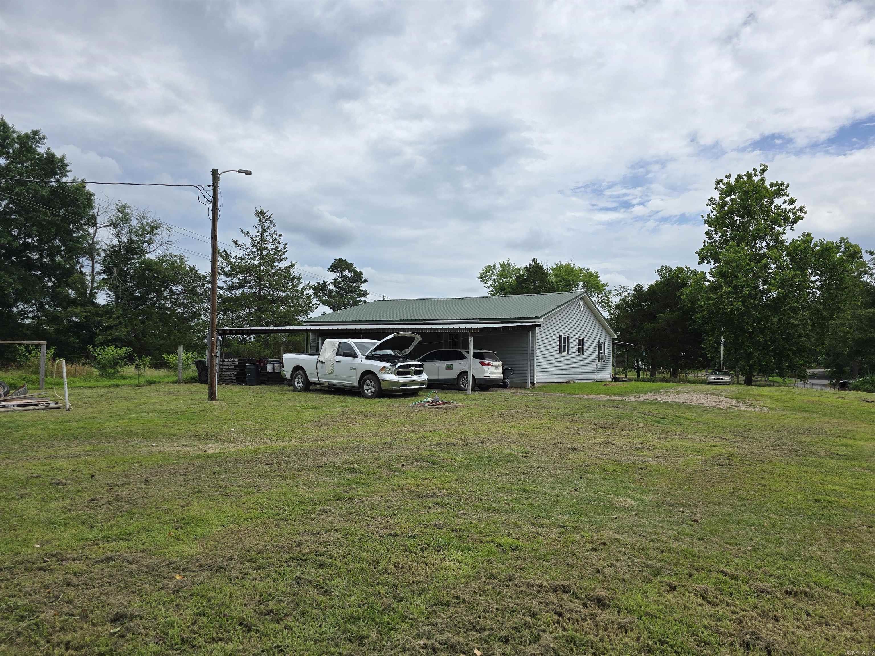 3595 Polk Road 54 Mena, AR 71953