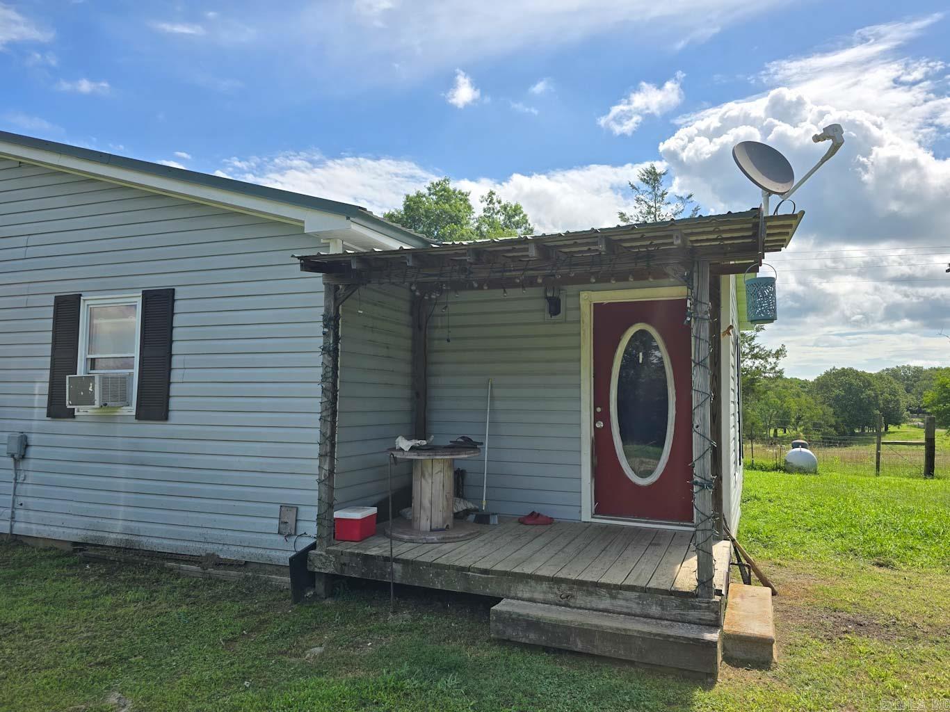3595 Polk Road 54 Mena, AR 71953