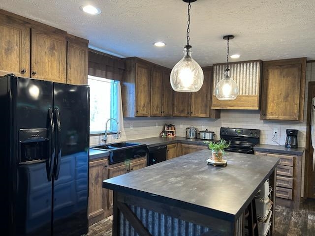 21119 N Hwy 5  Mountain View, AR