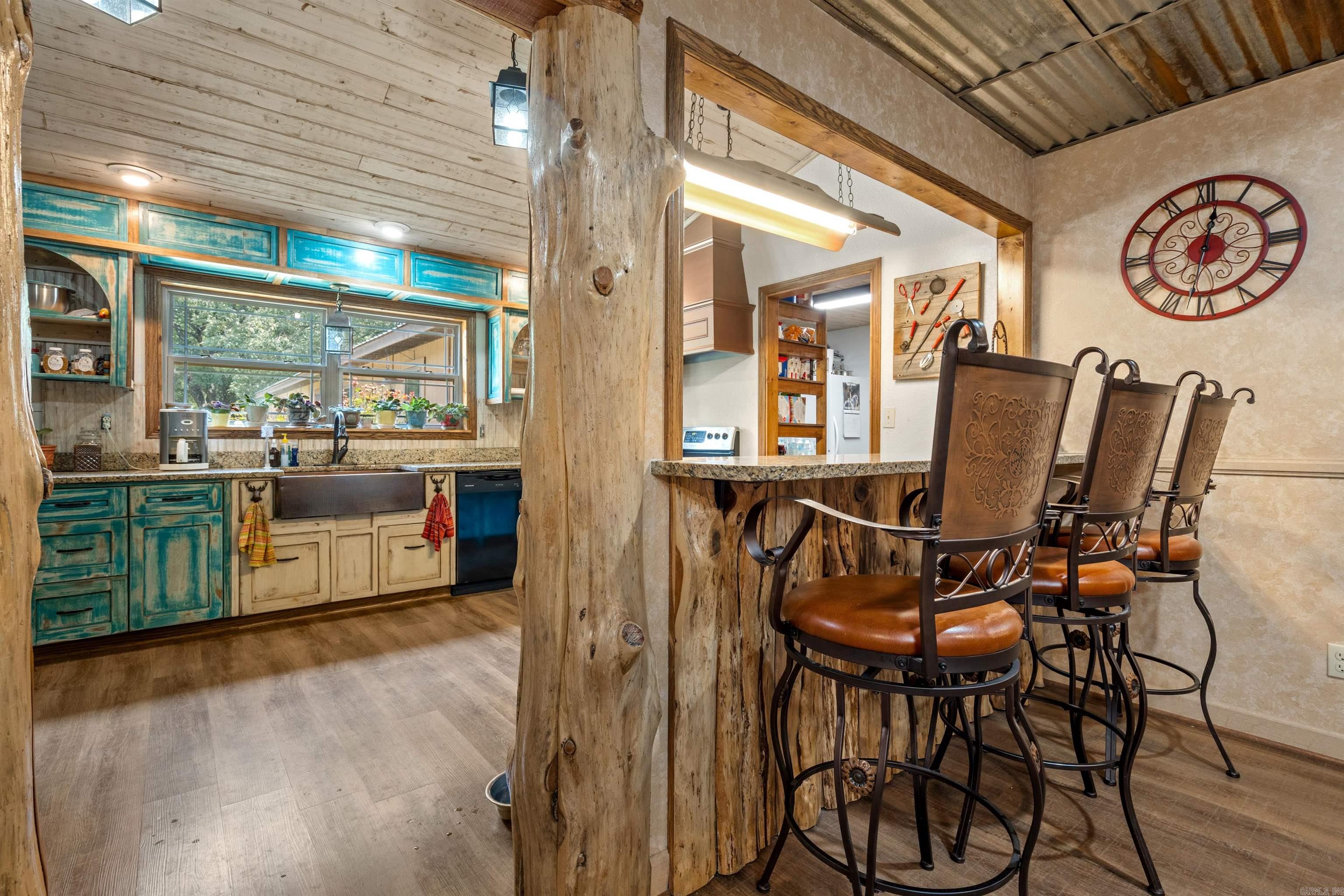 6486 Highway 7  Bismarck, AR