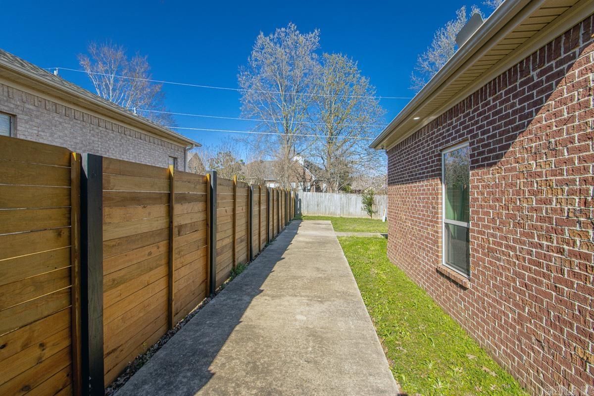 1013 Kierre Drive North Little Rock, AR 72116-3711