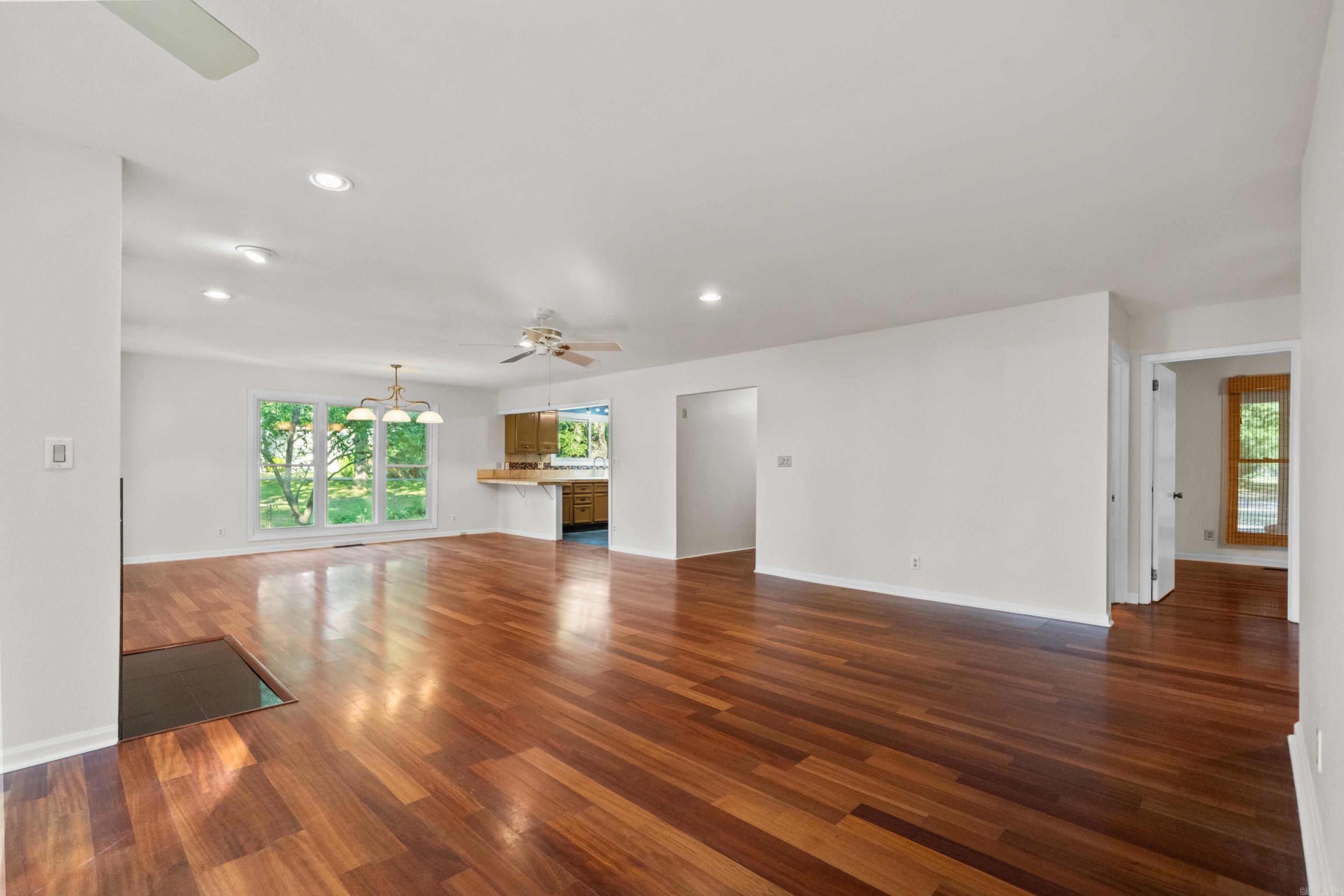 512 BEACHVIEW  Hot Springs National Park, AR