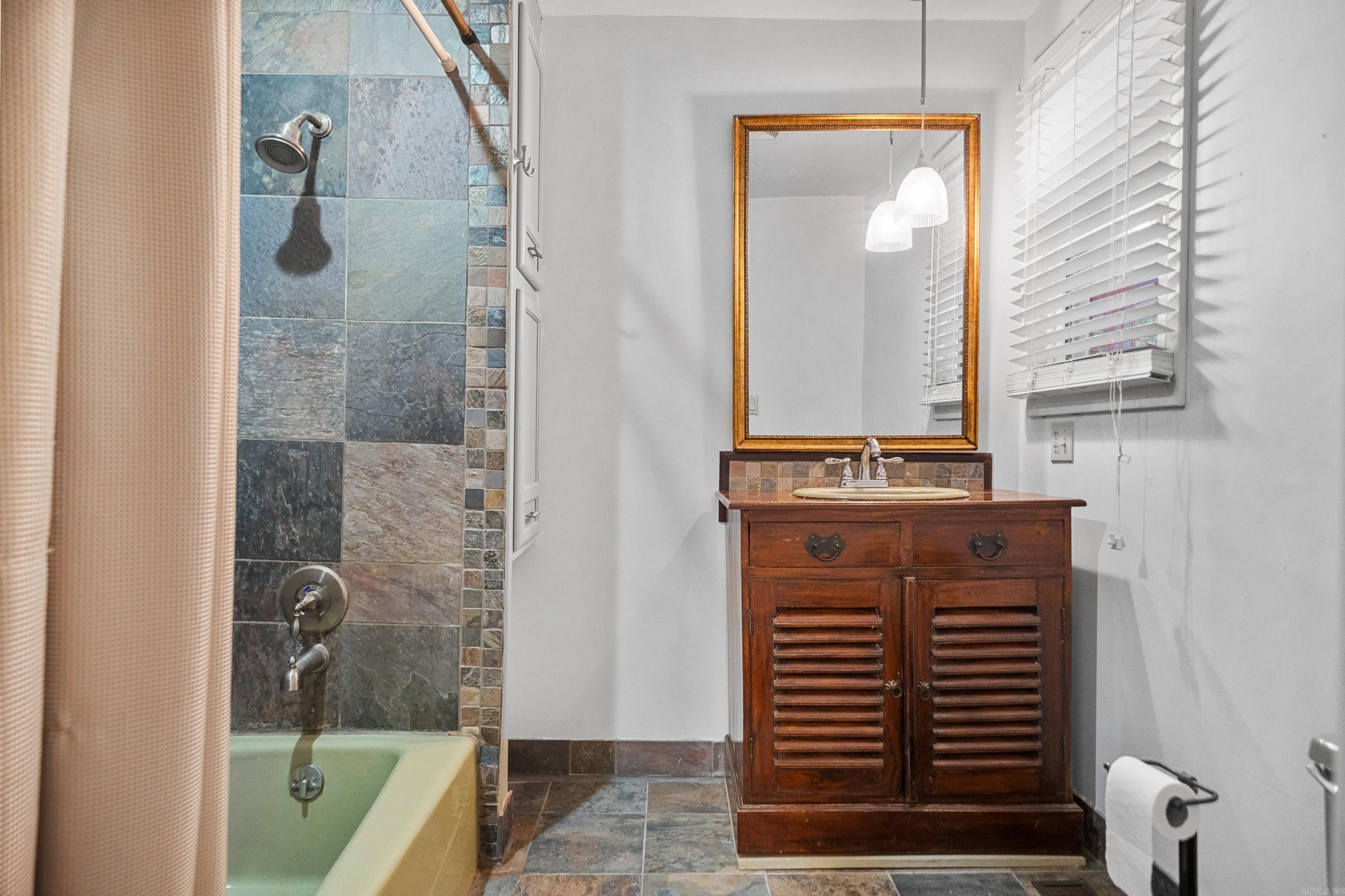 512 BEACHVIEW  Hot Springs National Park, AR