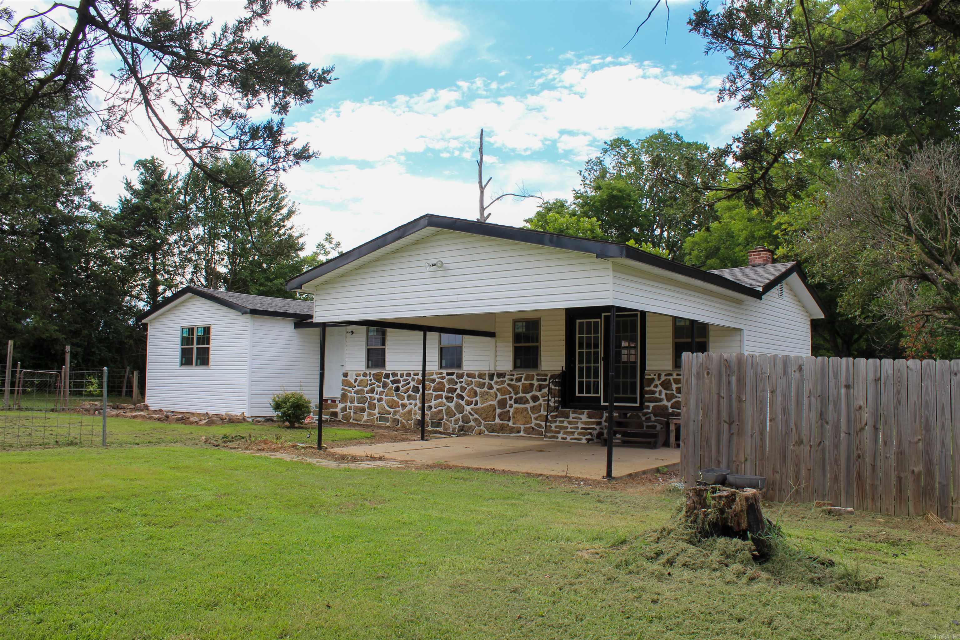 17677 N State Highway 28  Dardanelle, AR