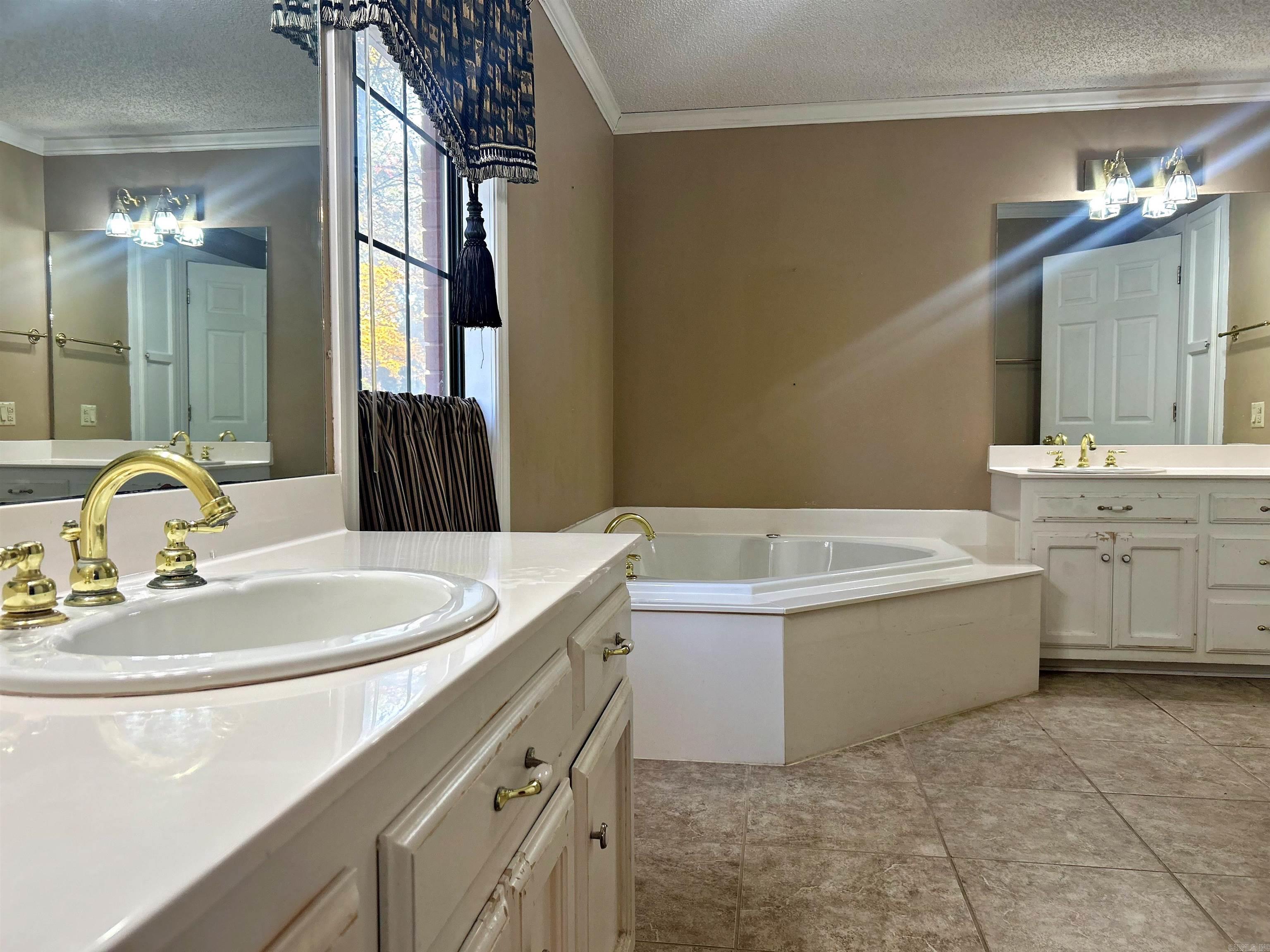 108 Magnolia Drive Arkadelphia, AR 71923-0000