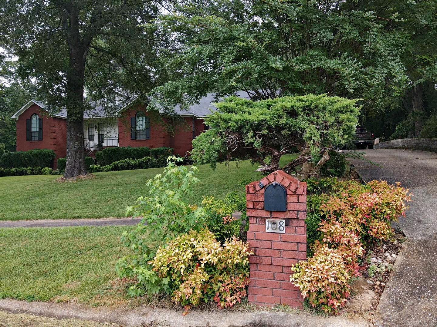 108 Magnolia Drive Arkadelphia, AR 71923-0000