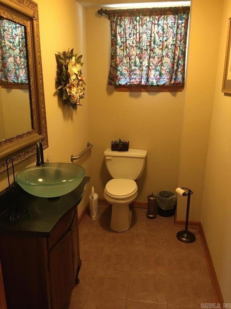 104 N 3rd  Heber Springs, AR