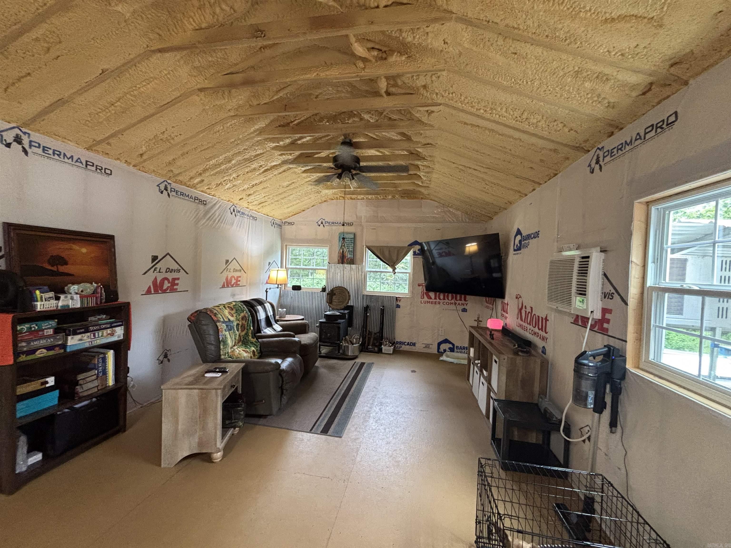 1472 Petters  Mountain View, AR