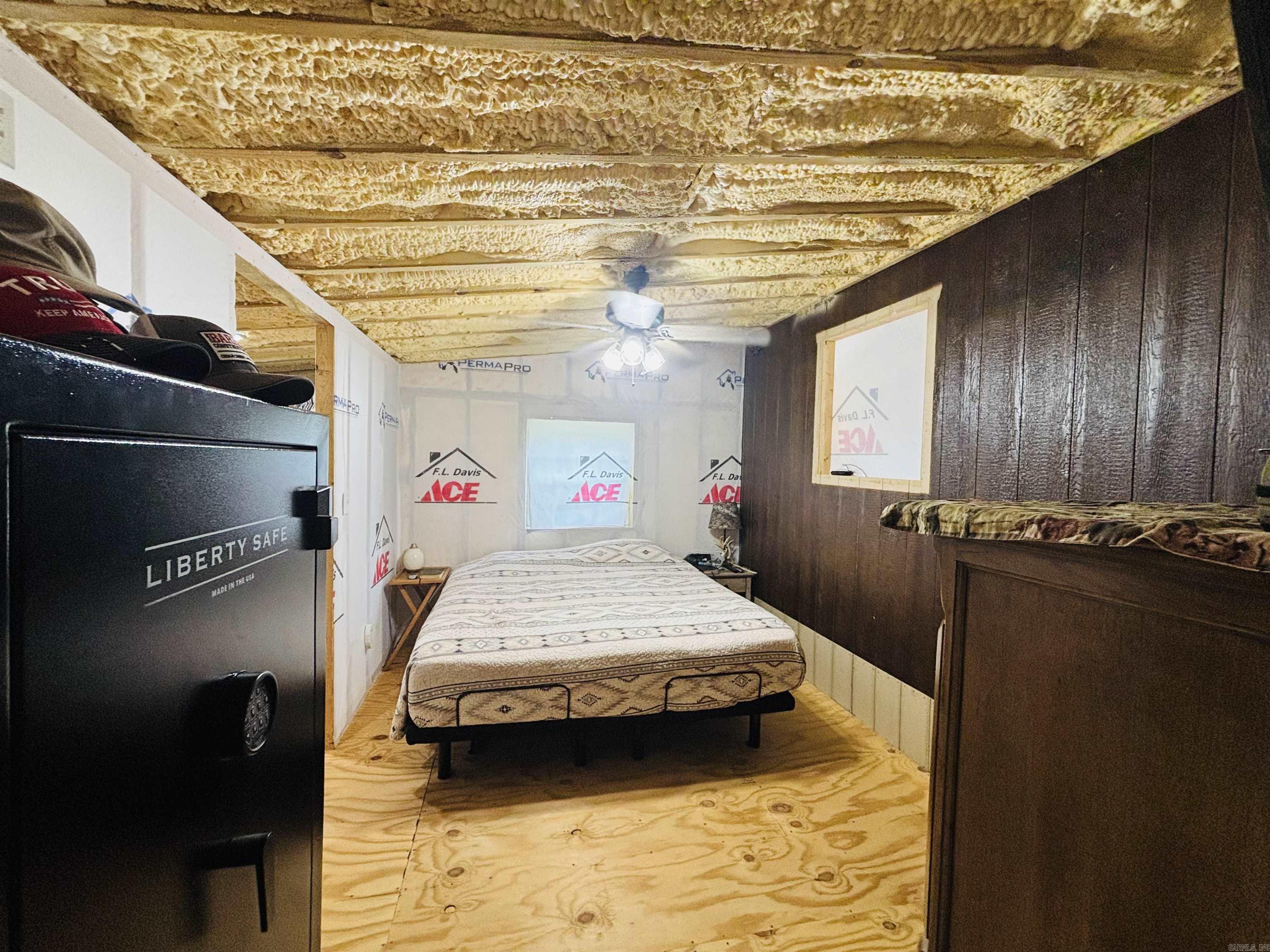 1472 Petters  Mountain View, AR