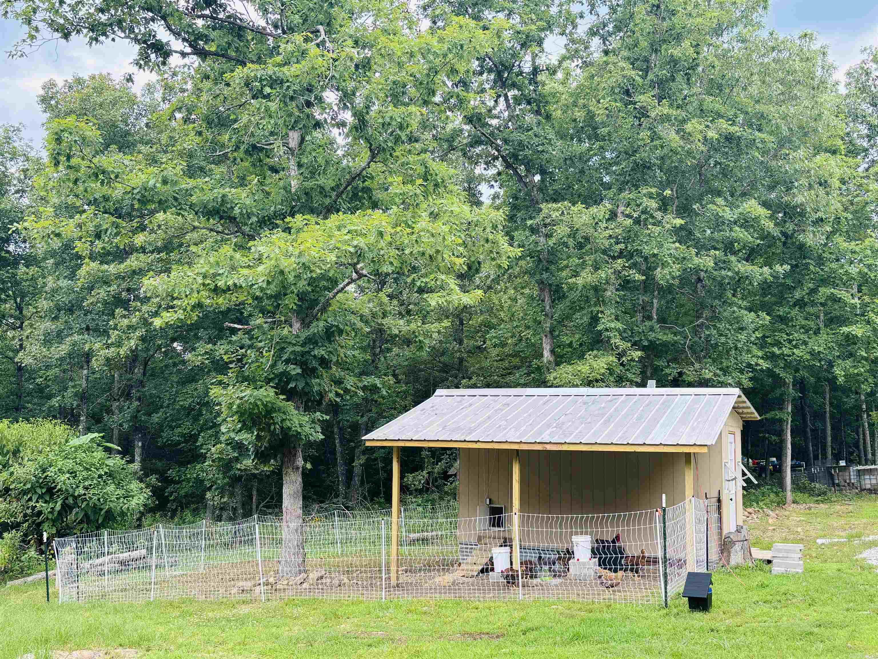 1472 Petters  Mountain View, AR