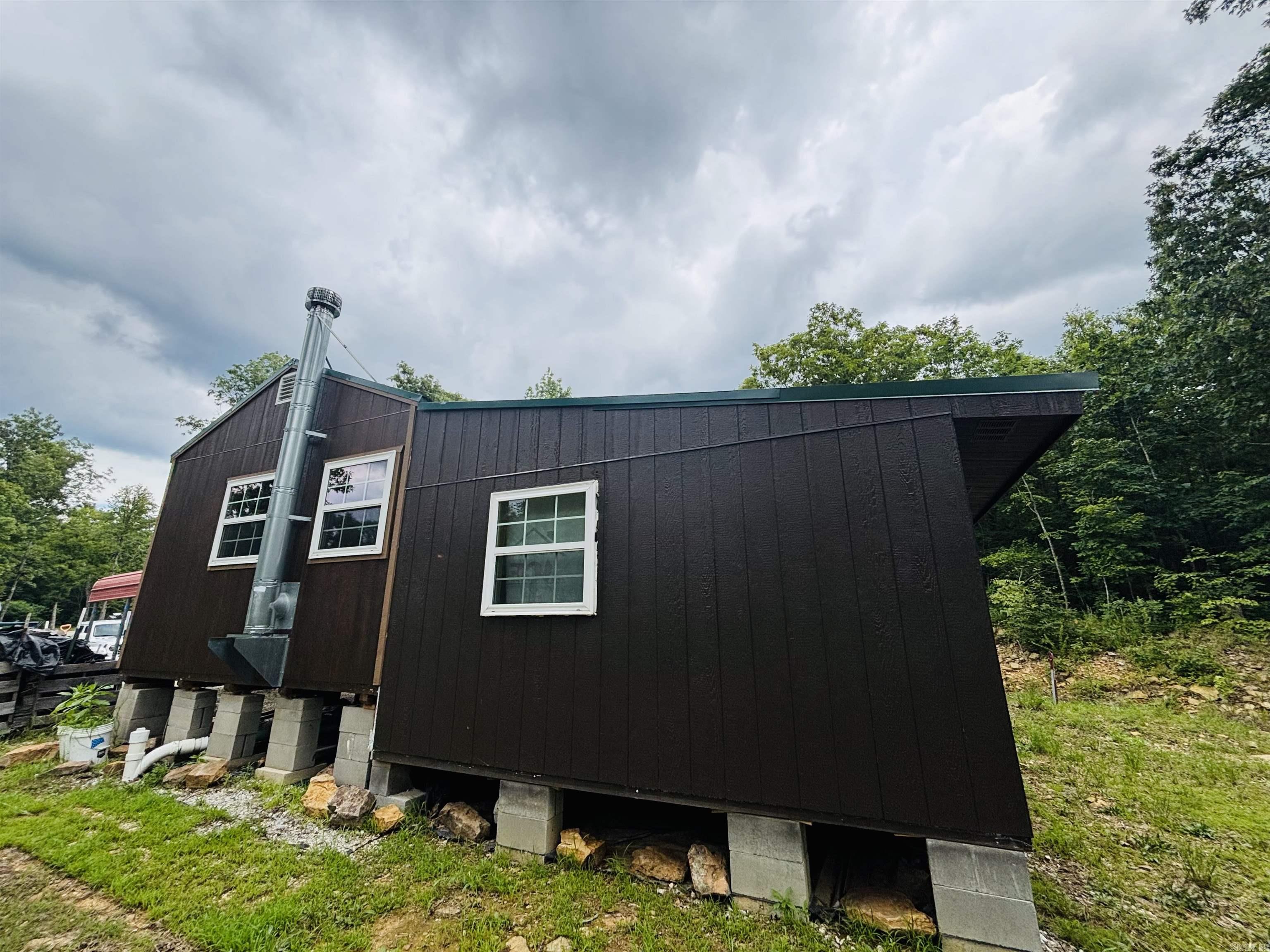 1472 Petters  Mountain View, AR