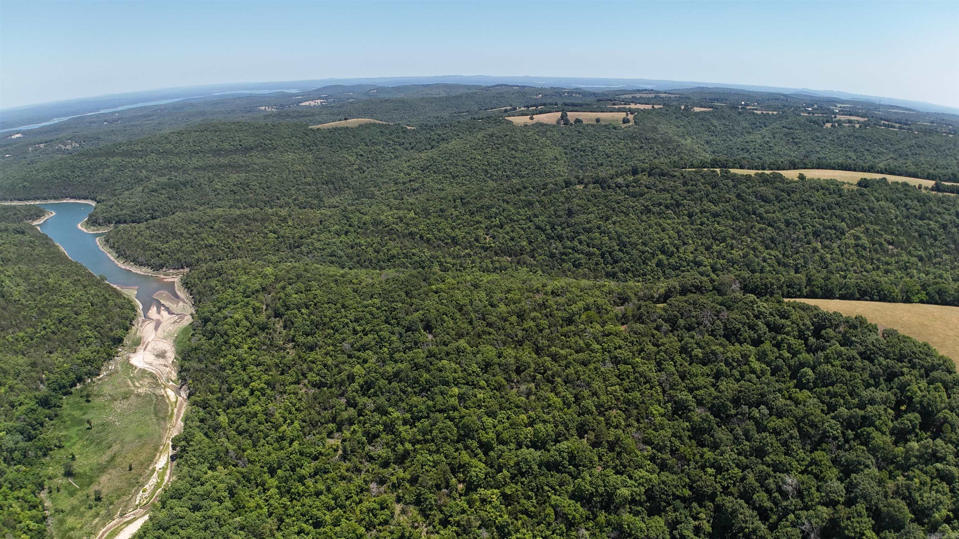 001-08943-000 Big Music Creek  Yellville, AR