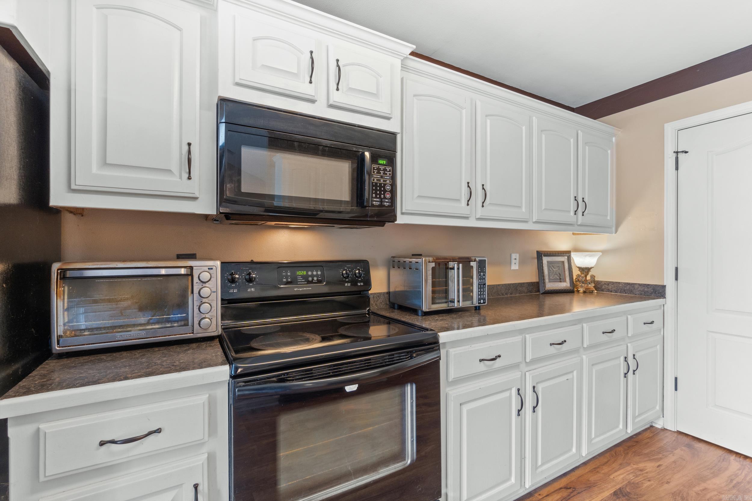 1641 White Oak Circle  Benton, AR