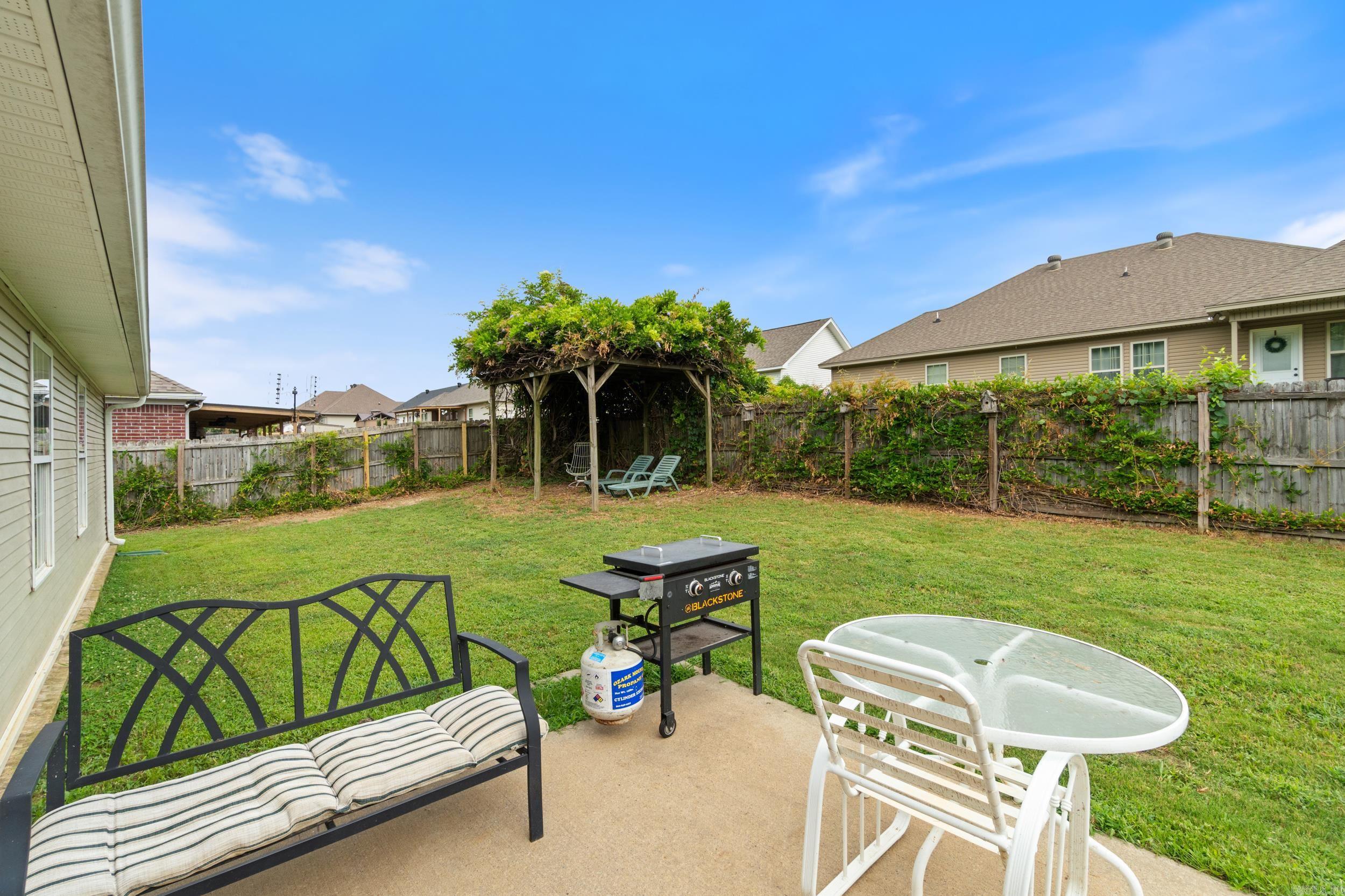 1641 White Oak Circle  Benton, AR