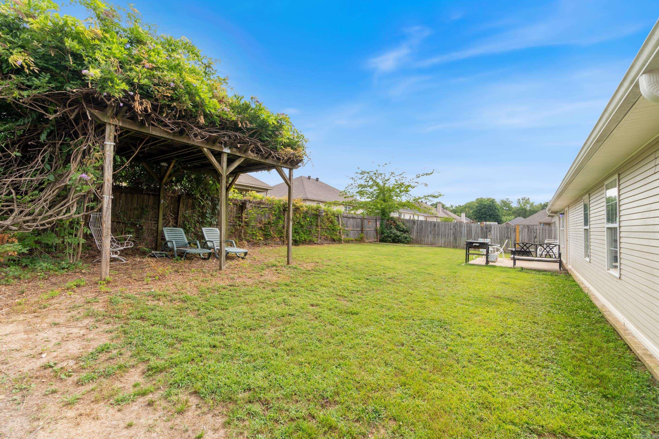 1641 White Oak Circle  Benton, AR