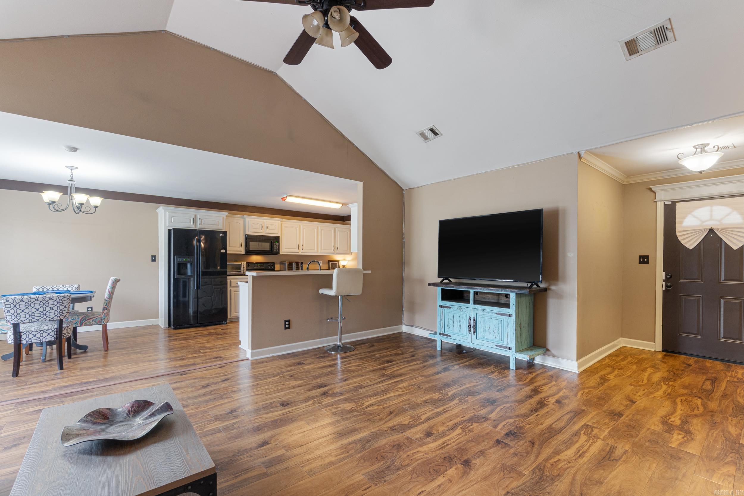 1641 White Oak Circle  Benton, AR