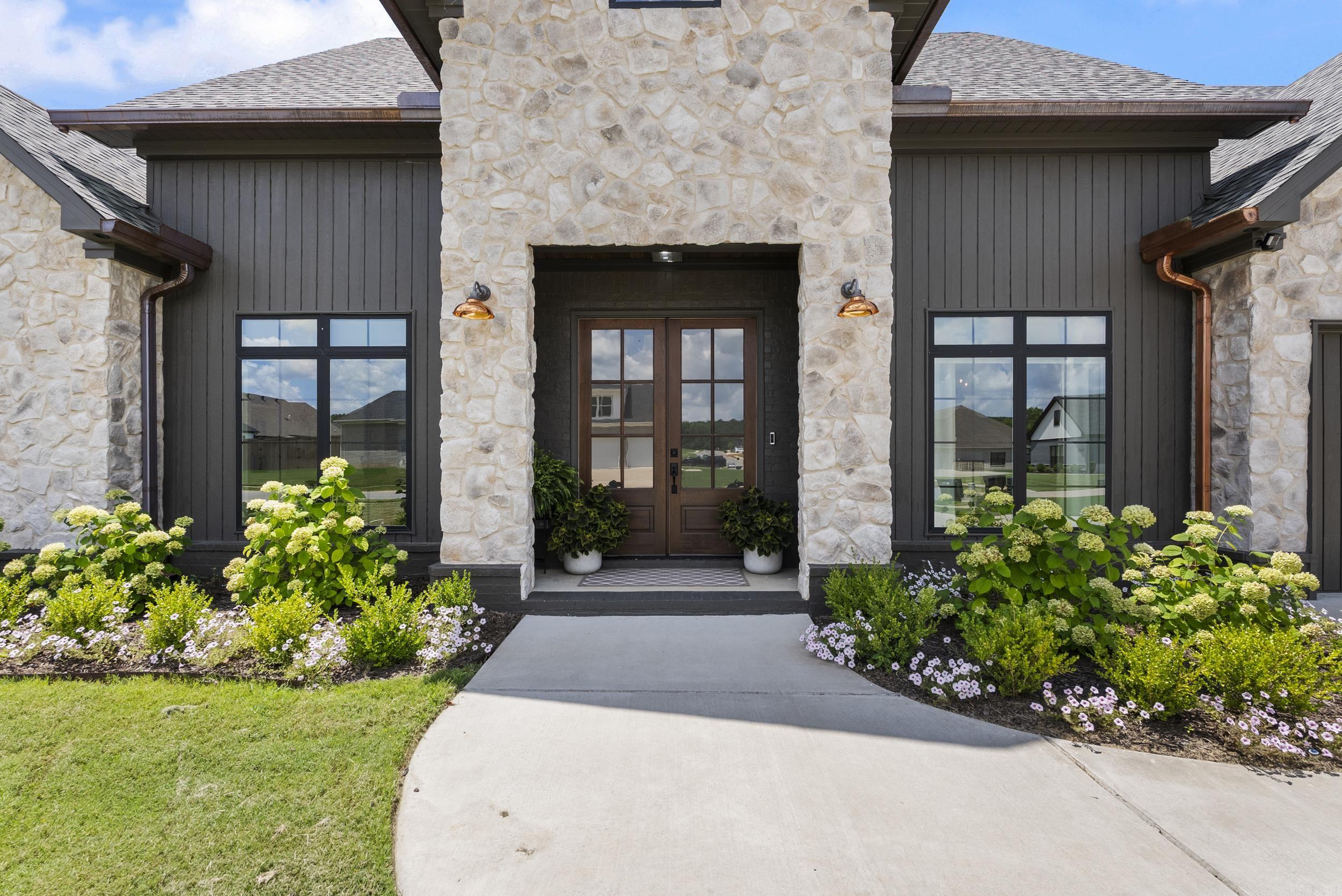 3525 Juniper Drive Conway, AR 72034