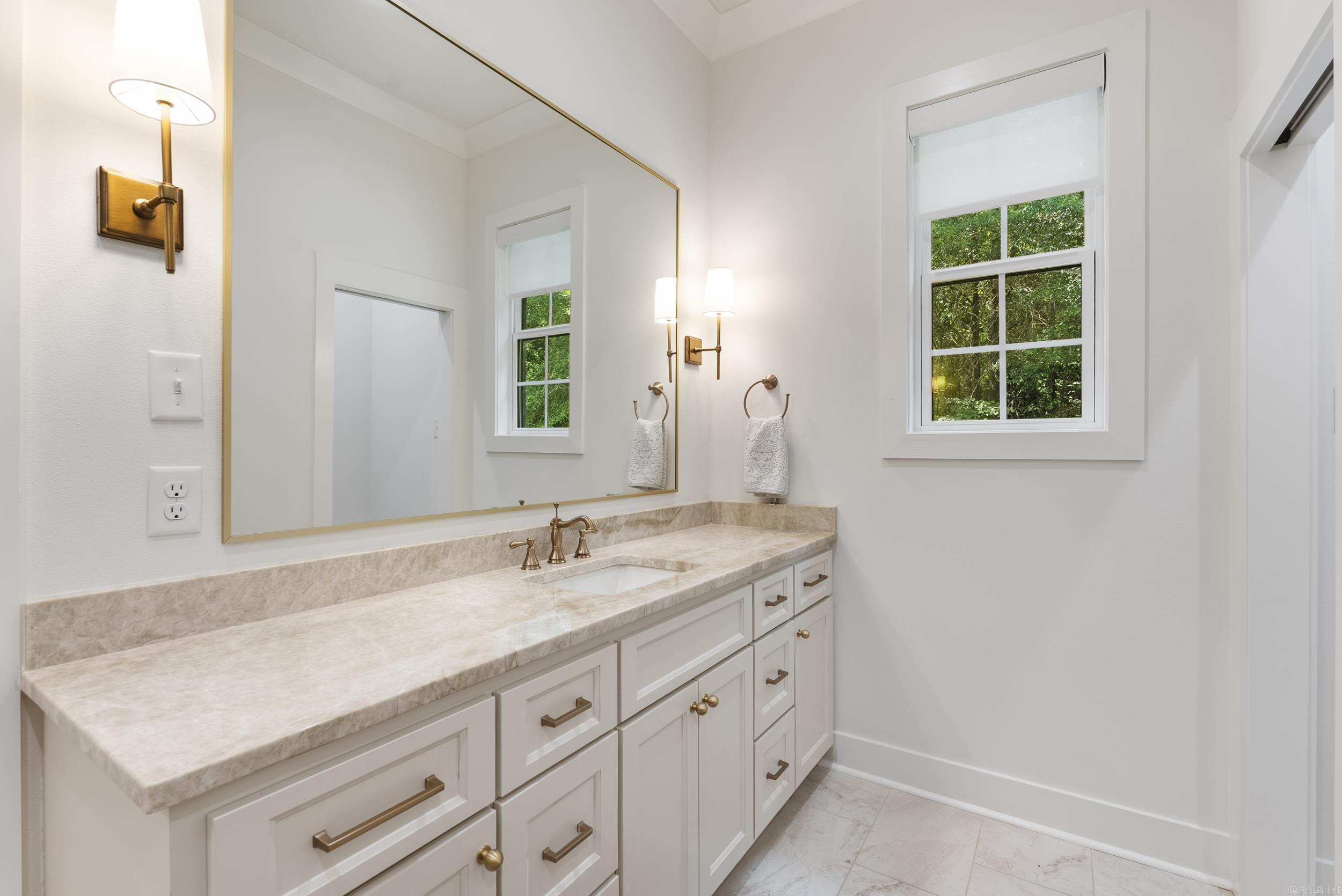 3525 Juniper Drive Conway, AR 72034