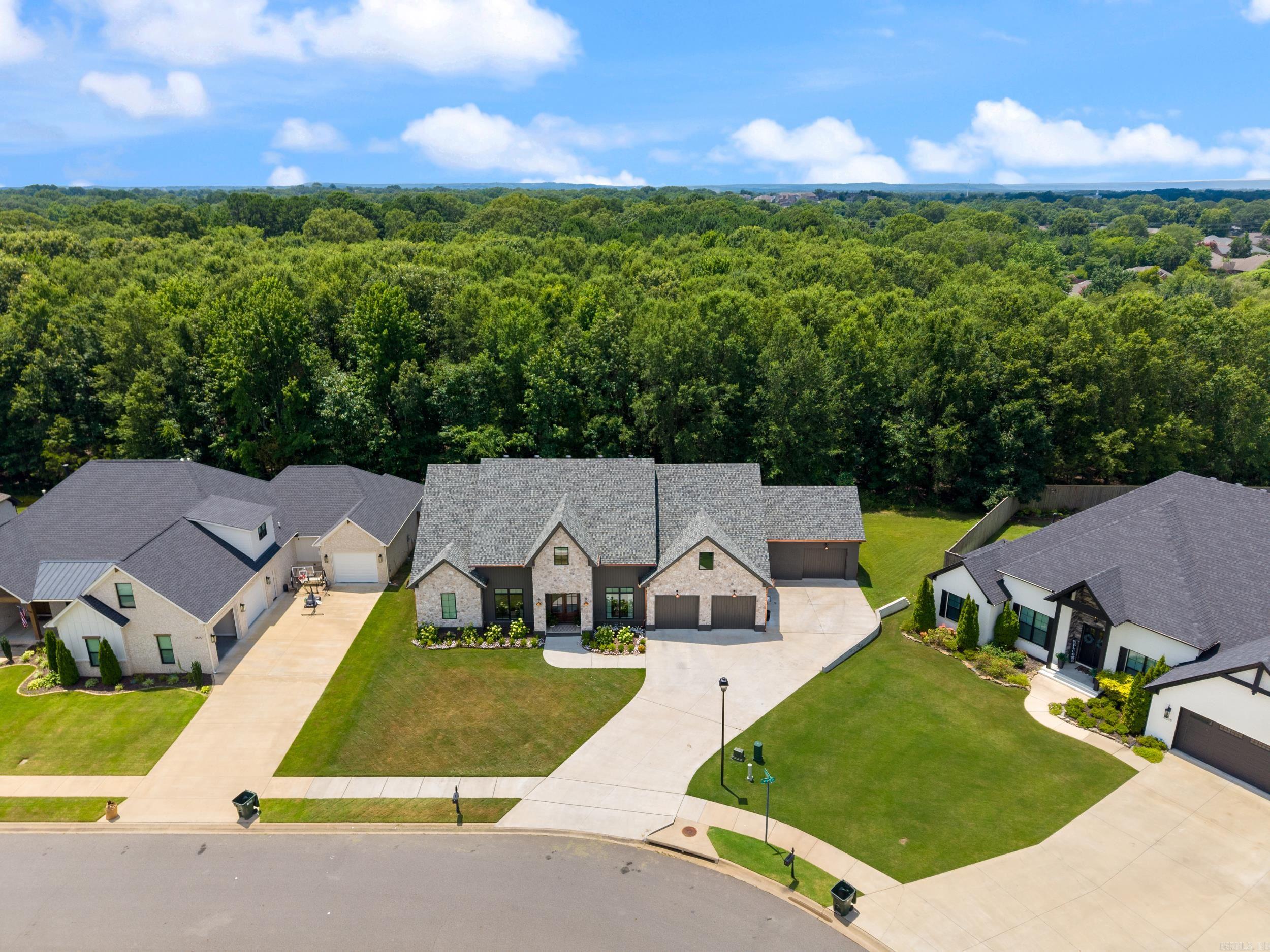 3525 Juniper Drive Conway, AR 72034