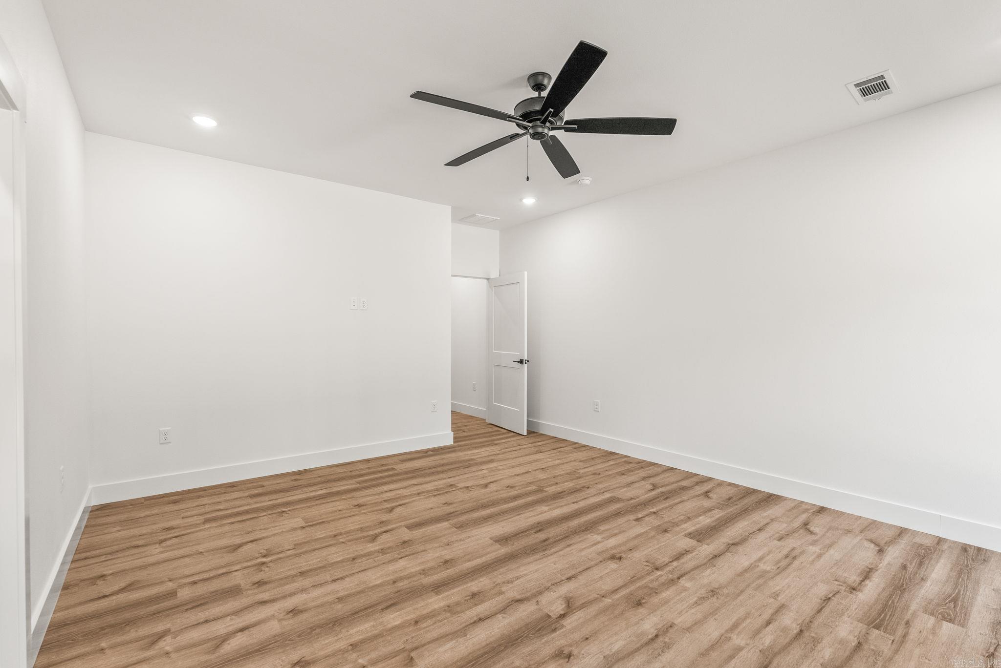 49 Ules Watson Drive Greenbrier, AR 72058