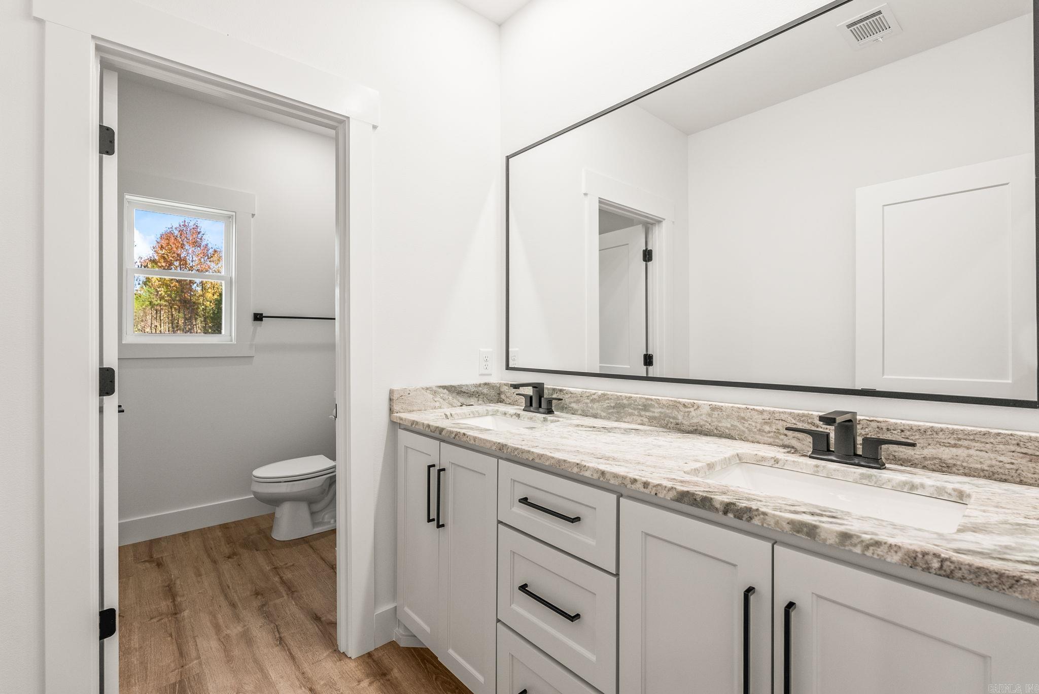 49 Ules Watson Drive Greenbrier, AR 72058