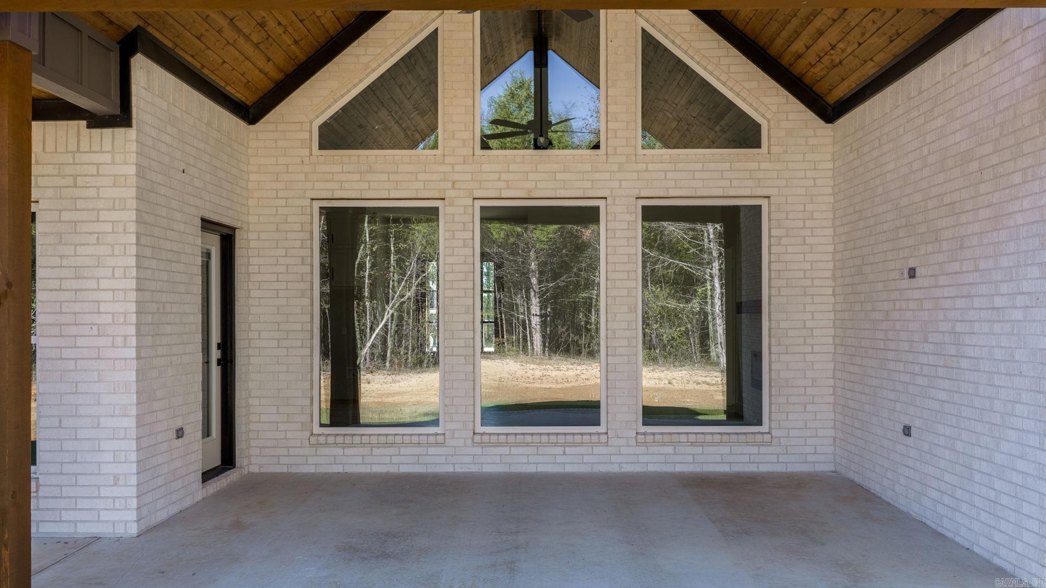 49 Ules Watson Drive Greenbrier, AR 72058