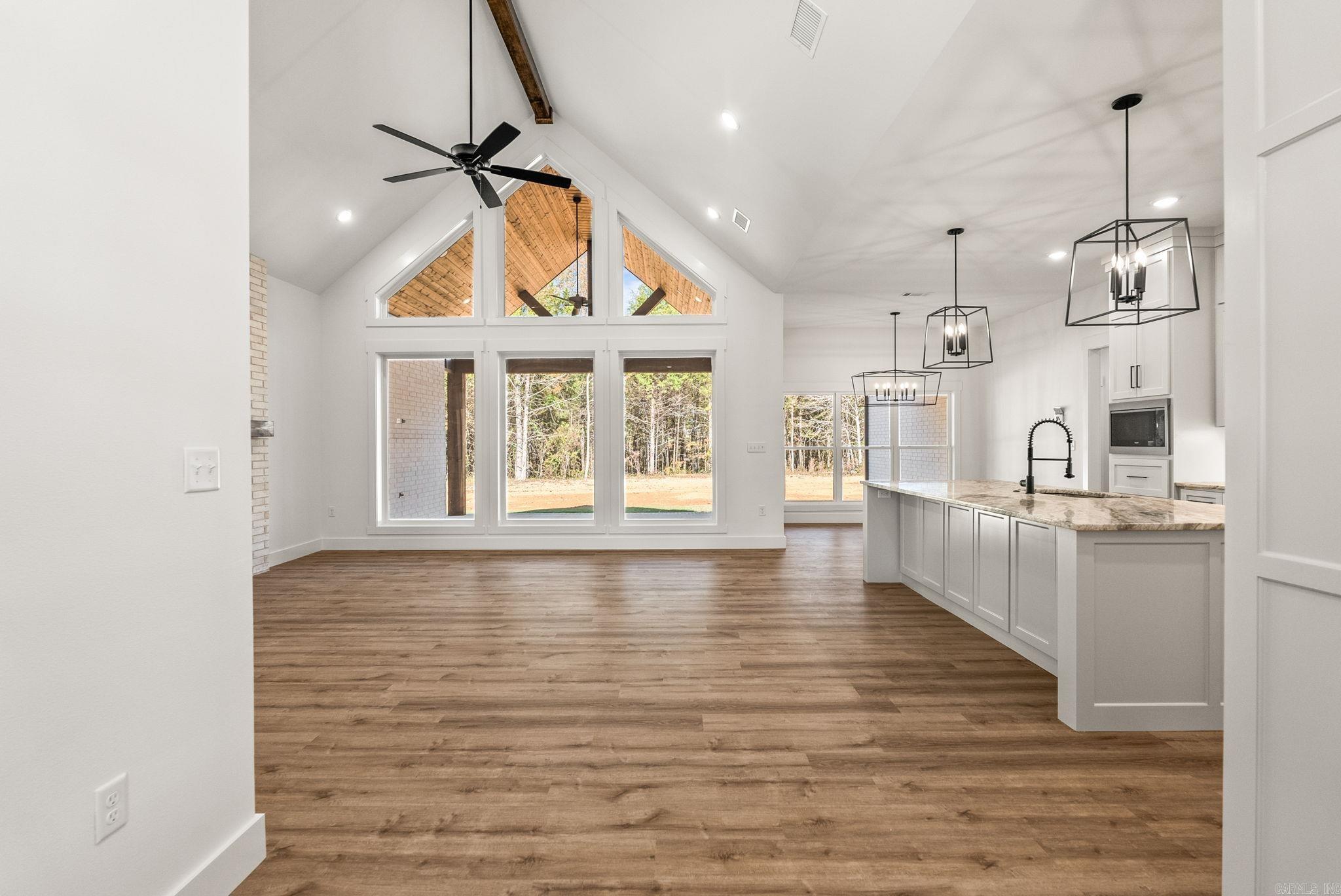 49 Ules Watson Drive Greenbrier, AR 72058