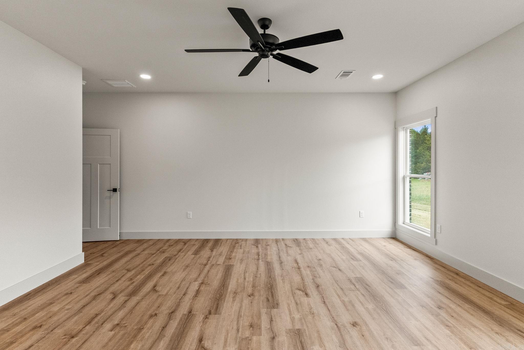 85 Emerald Lane  Greers Ferry, AR