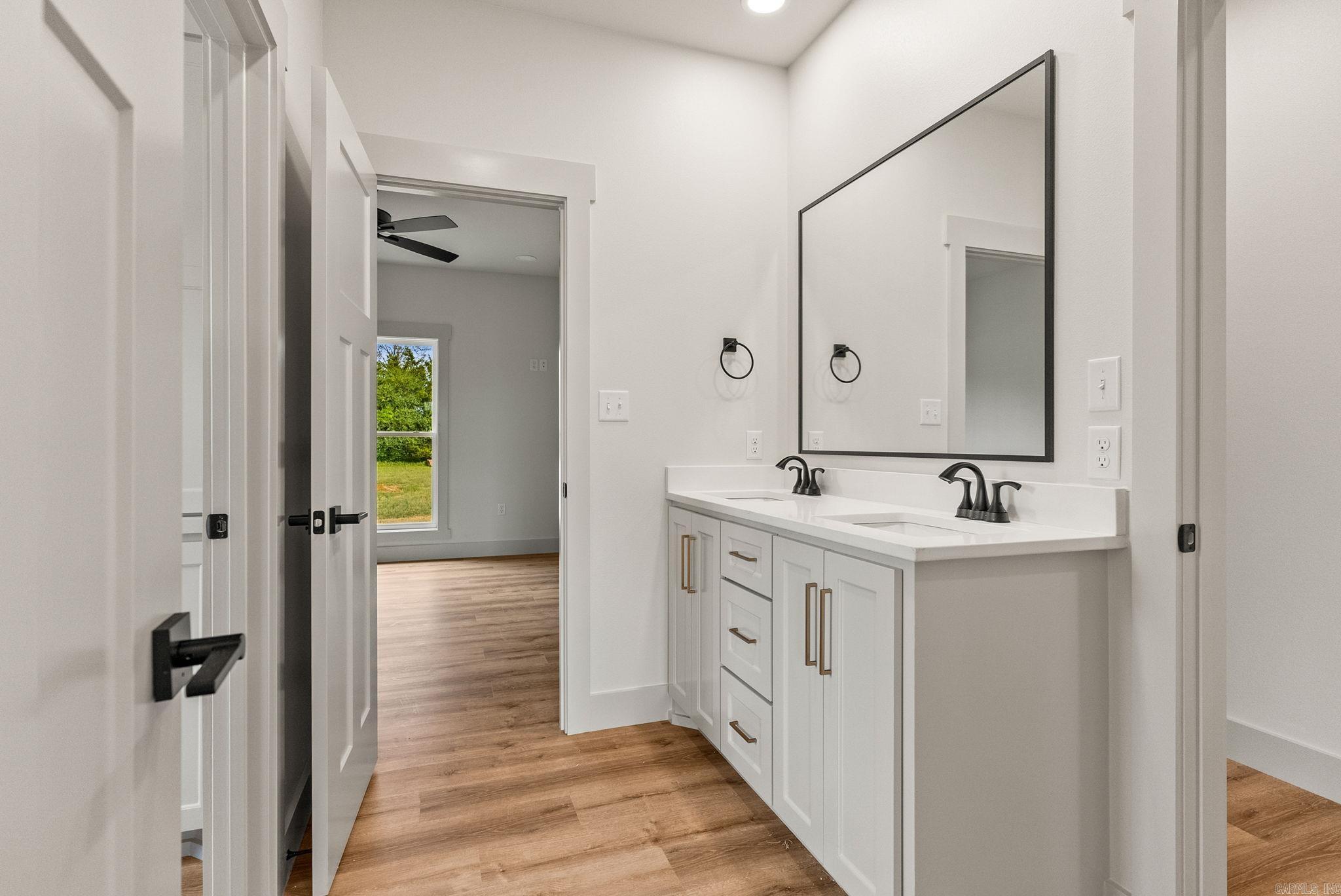 85 Emerald Lane  Greers Ferry, AR