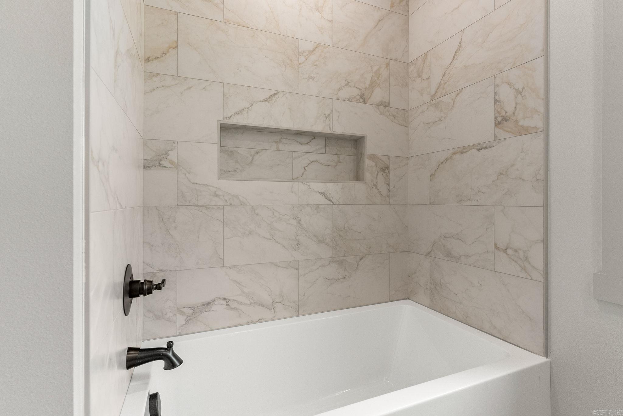 85 Emerald Lane  Greers Ferry, AR