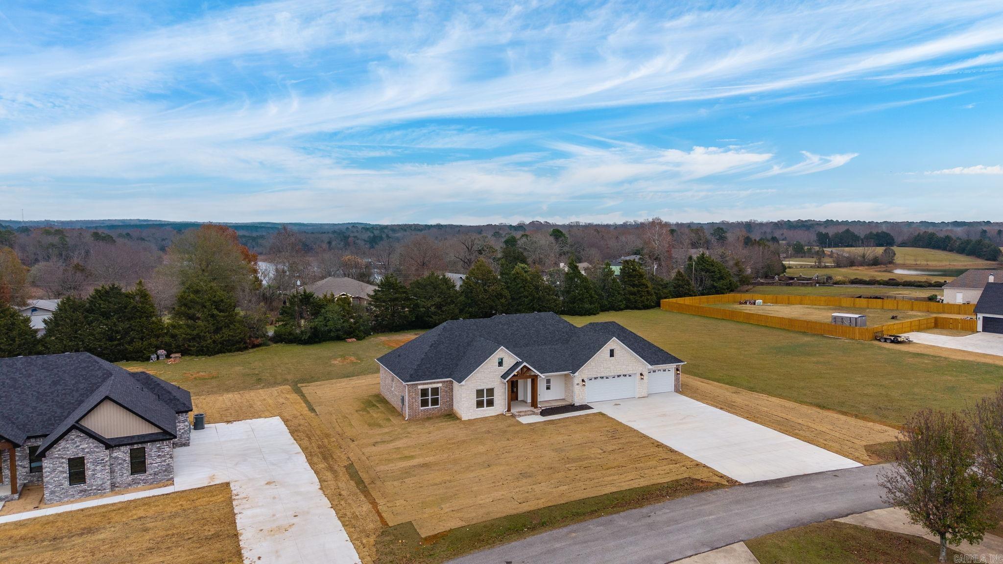 85 Emerald Lane  Greers Ferry, AR