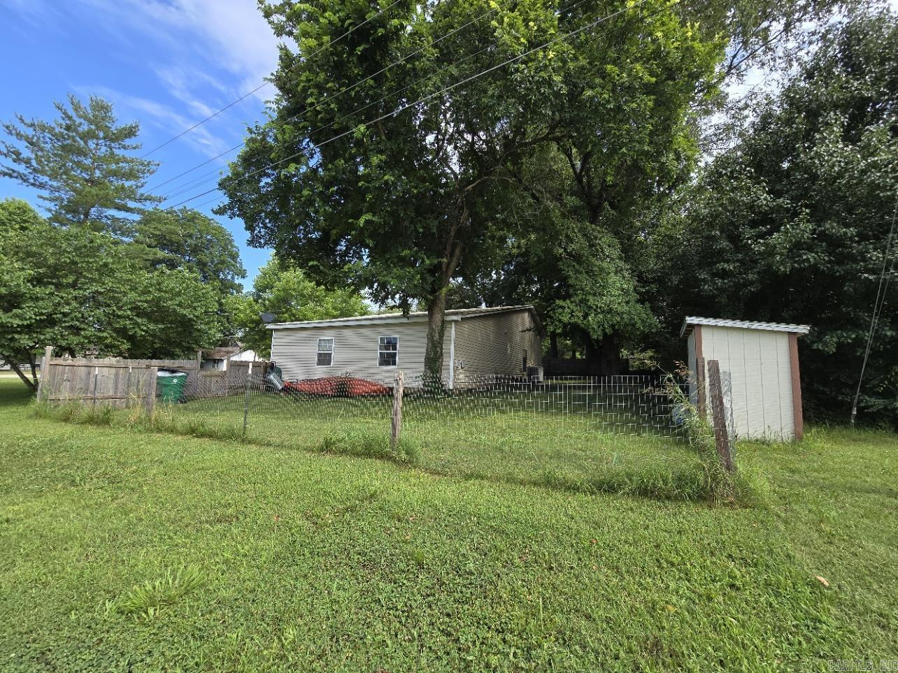 445 Monroe St  Thayer, MO