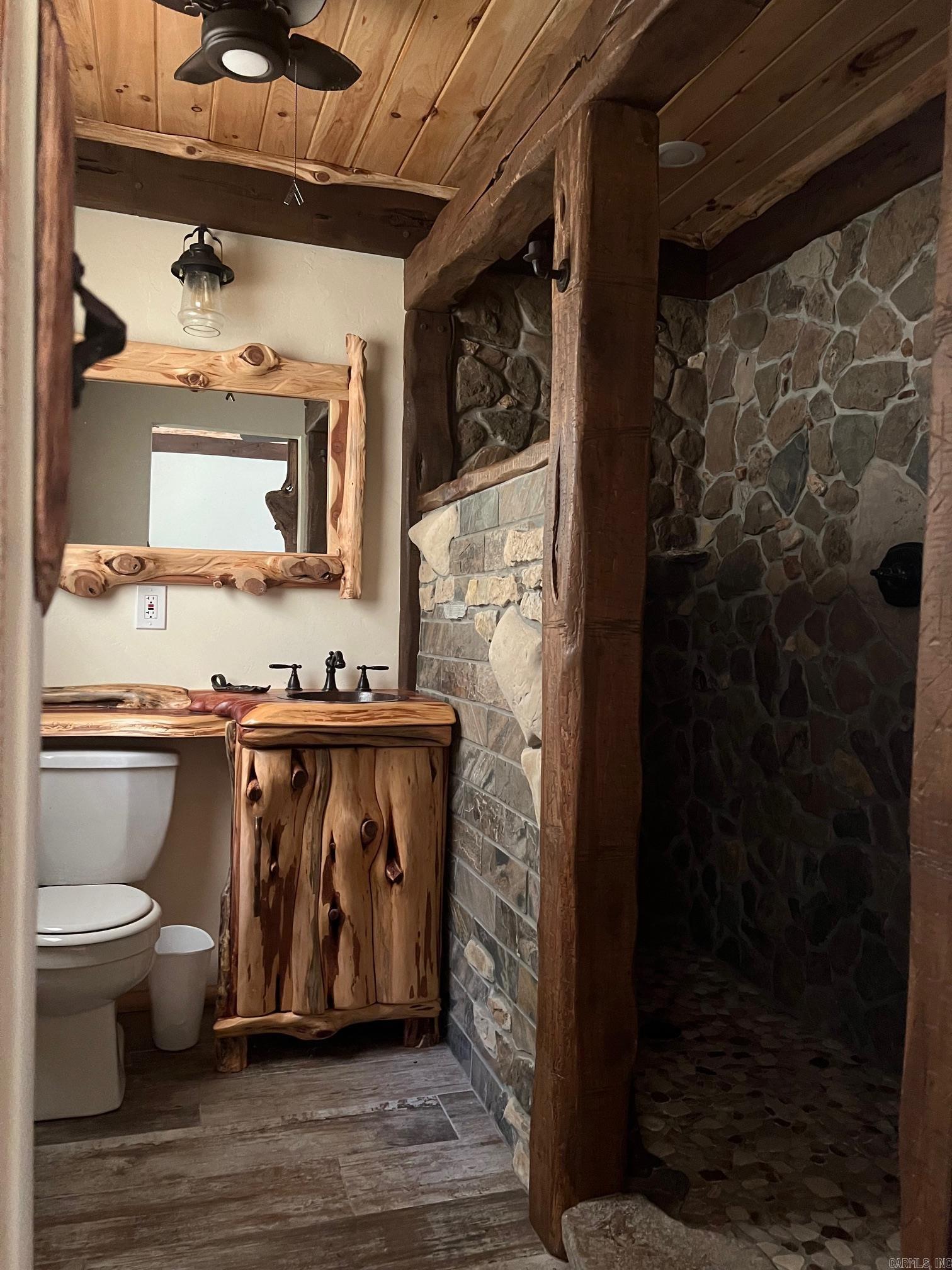 113 Evergreen Cove  Bull Shoals, AR