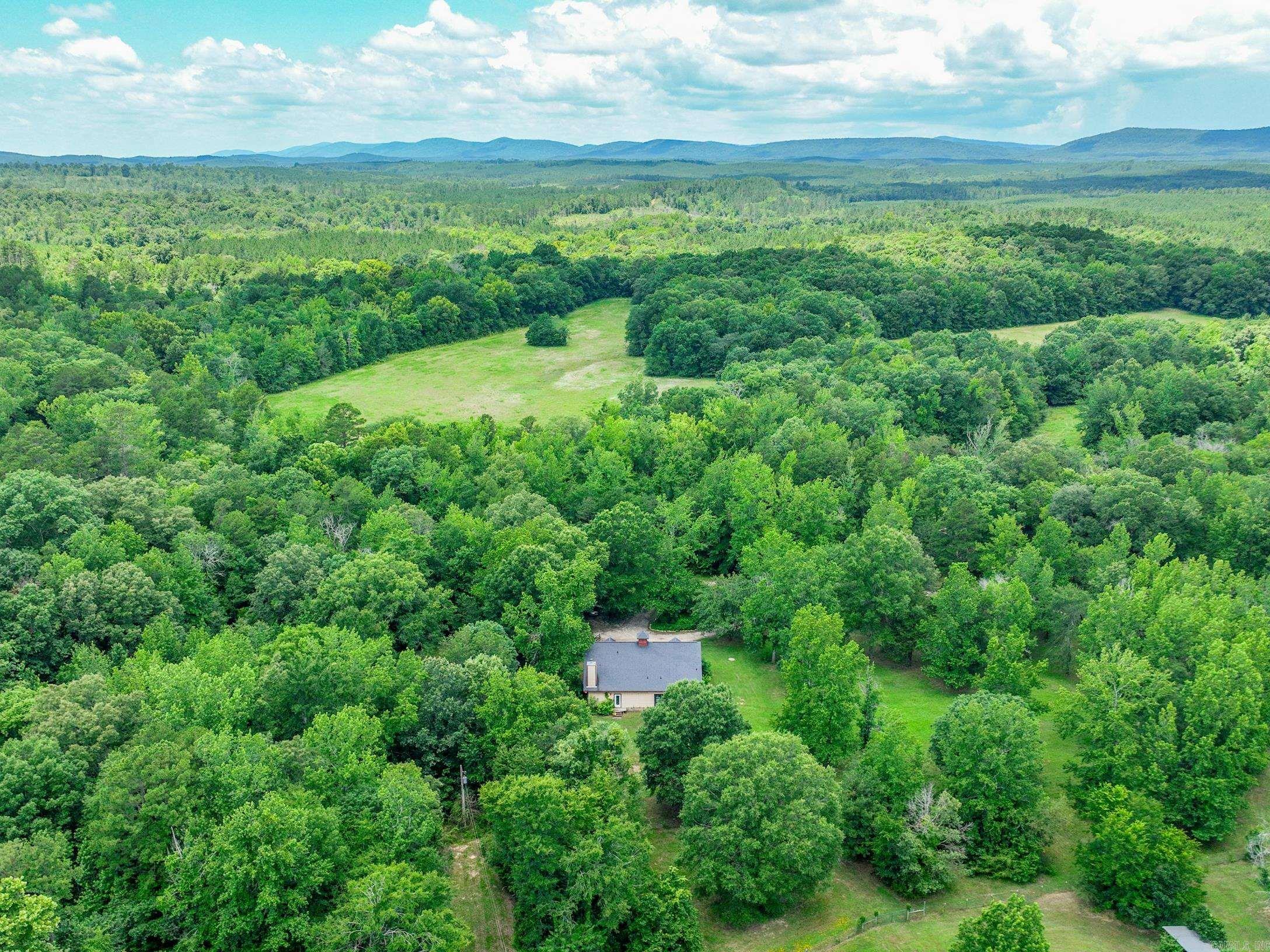 454 Clubhill  Jessieville, AR