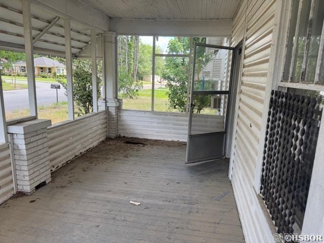 705 N Hyatt Street Monticello, AR 71855