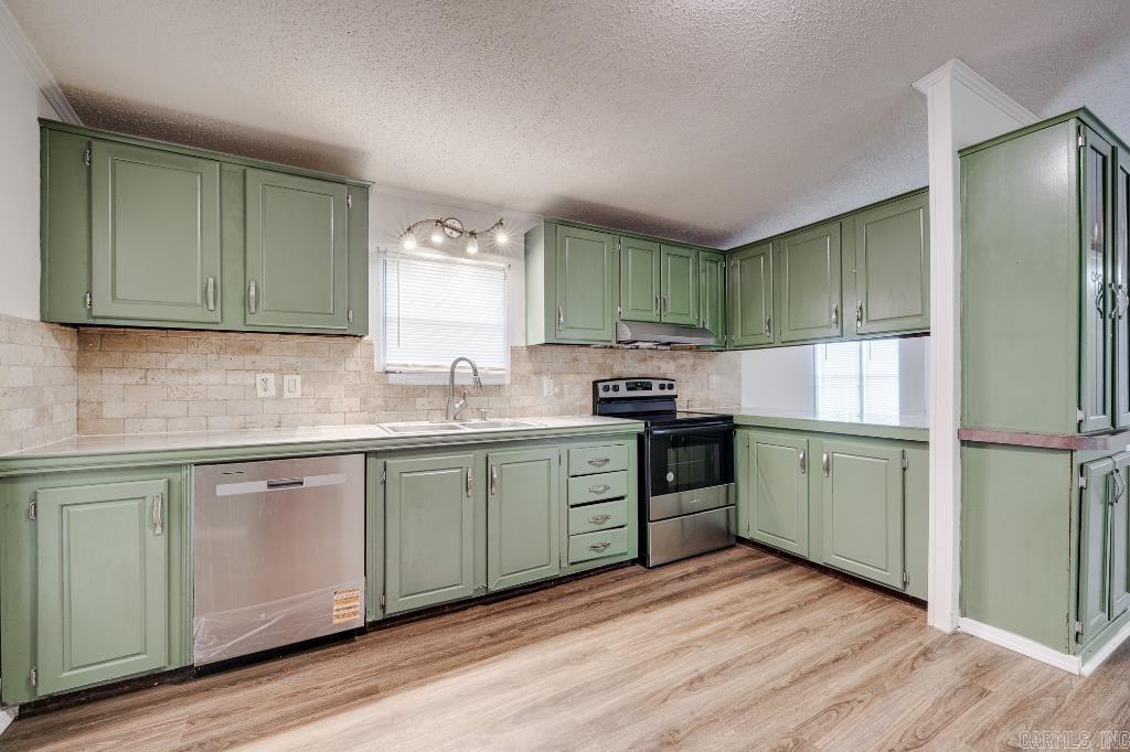 84 E Greentree Road Ward, AR 72176