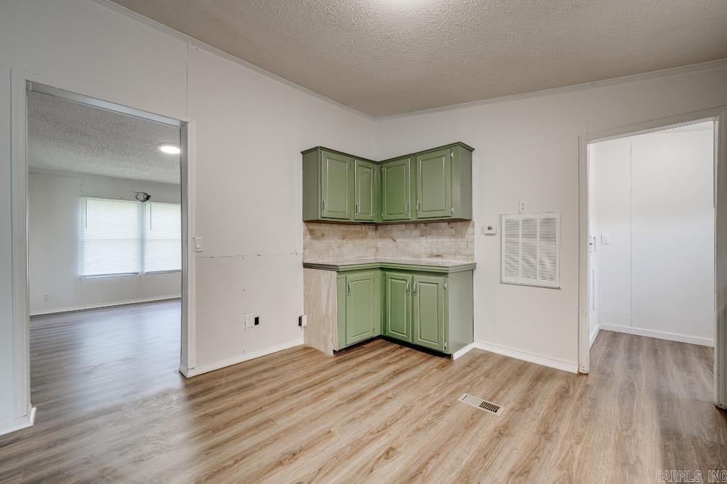 84 E Greentree Road Ward, AR 72176