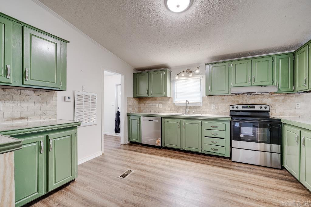 84 E Greentree Road Ward, AR 72176