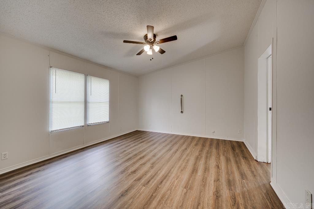 84 E Greentree Road Ward, AR 72176