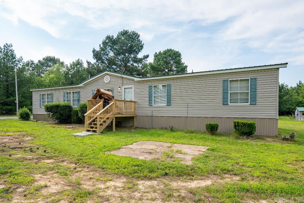 84 E Greentree Road Ward, AR 72176