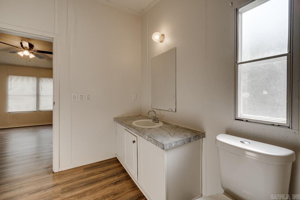 84 E Greentree Road Ward, AR 72176