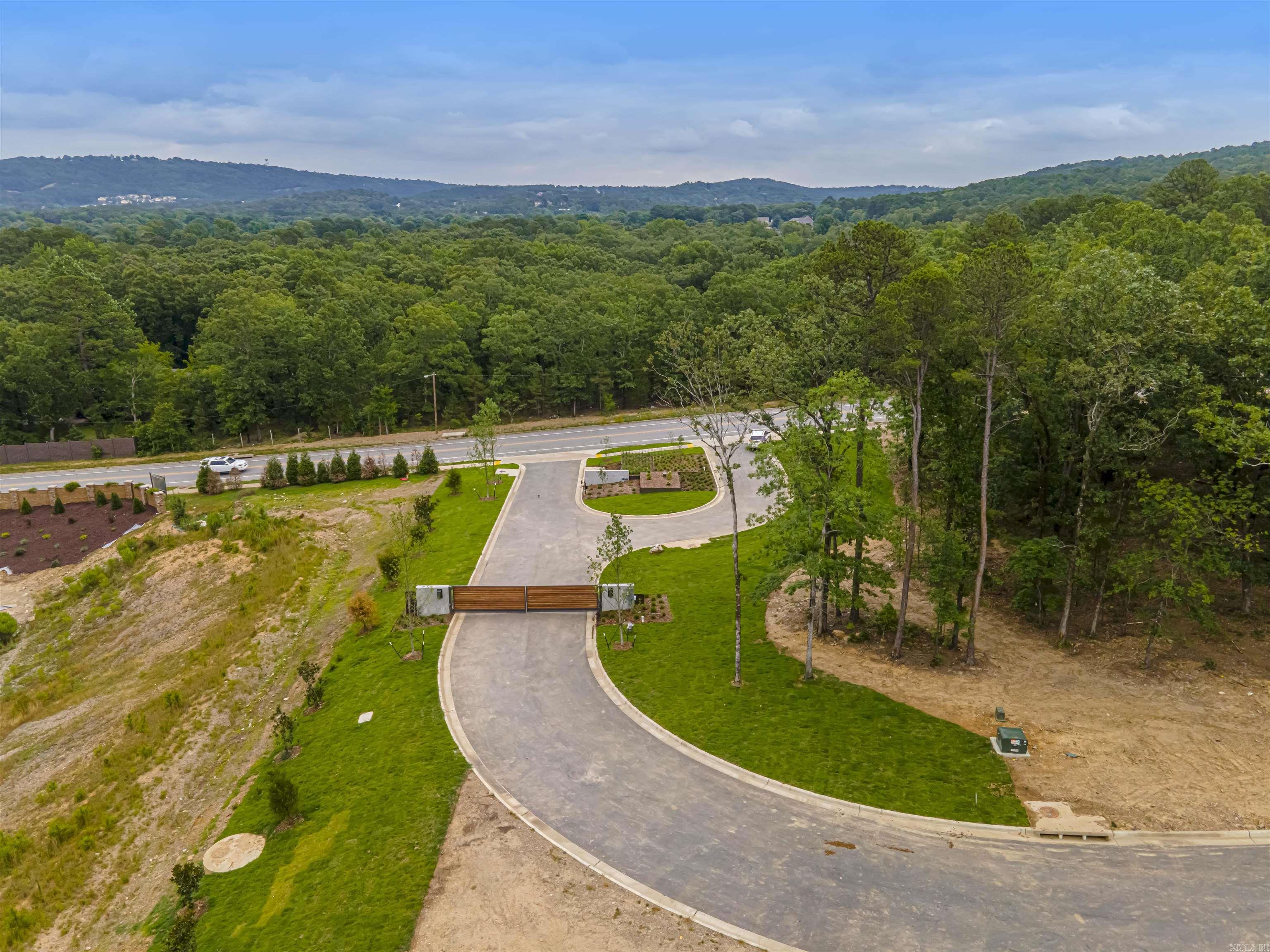 1 Whitehaven  Little Rock, AR