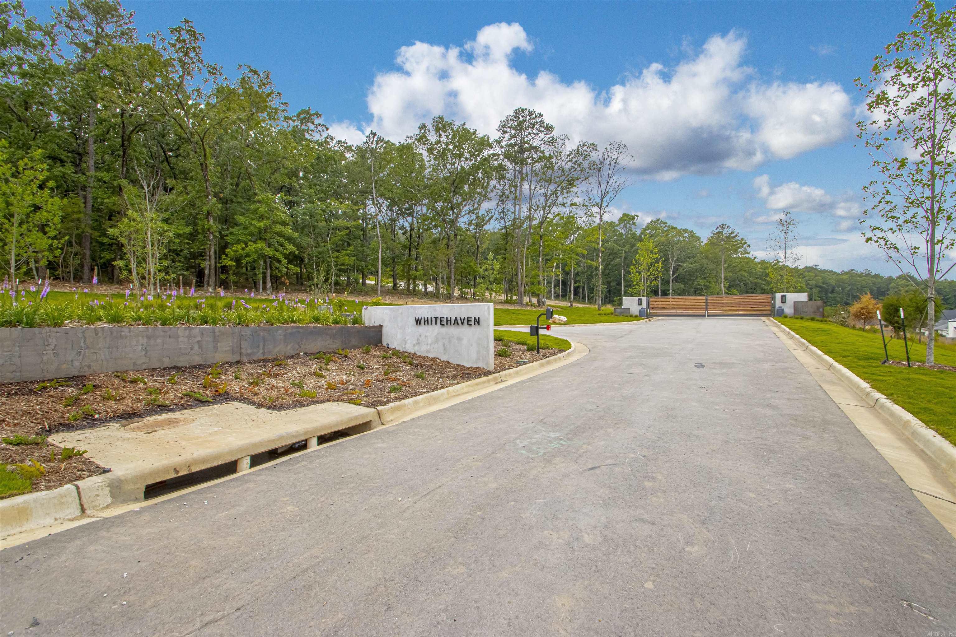 3 Whitehaven  Little Rock, AR