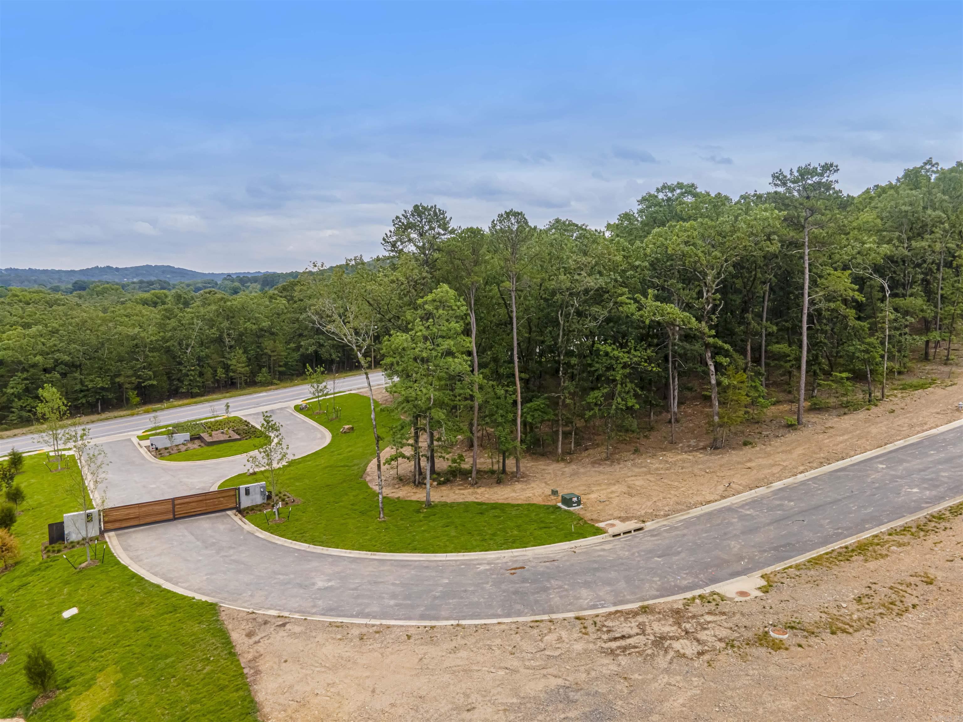 4 Whitehaven  Little Rock, AR