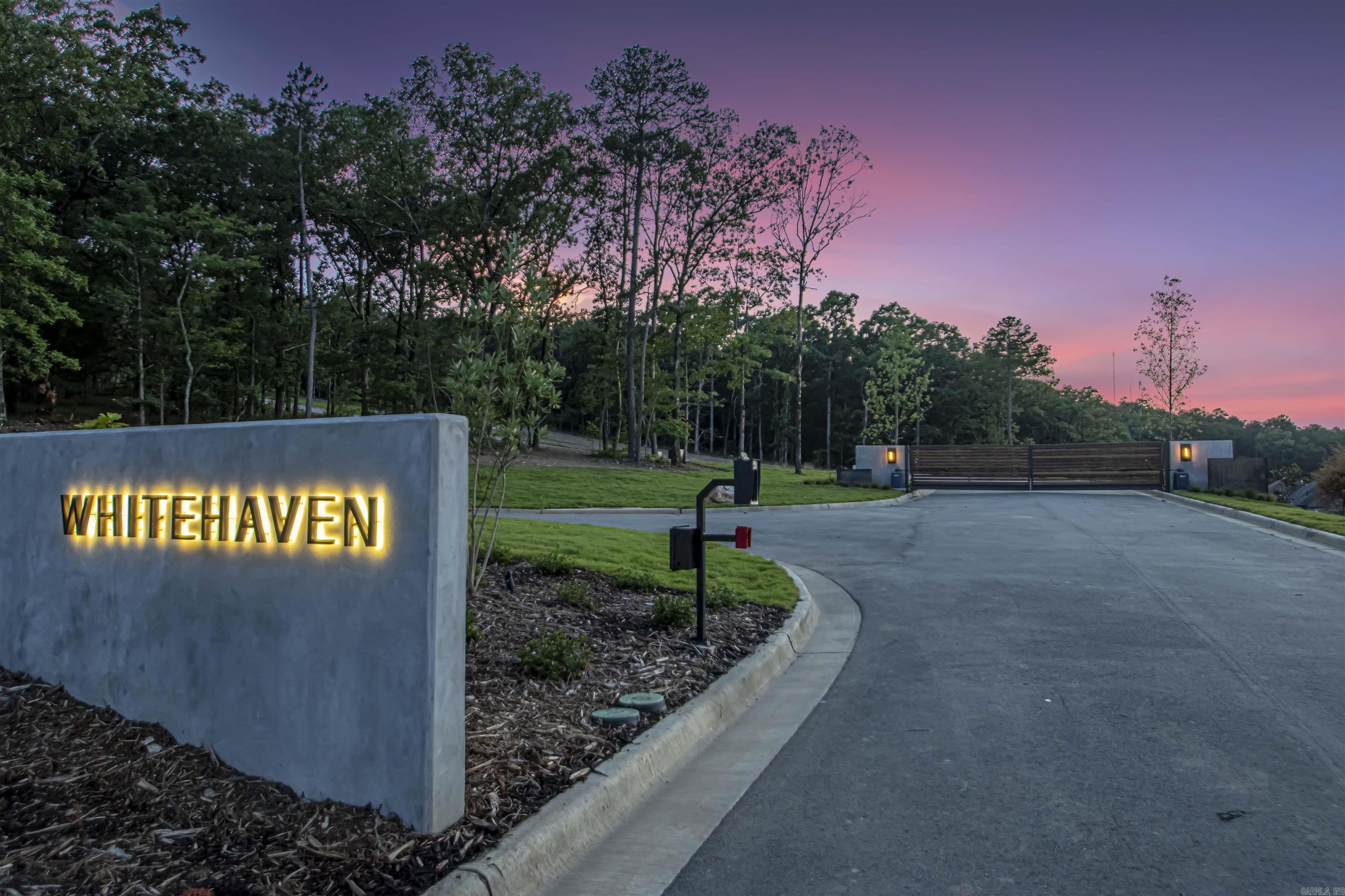 4 Whitehaven  Little Rock, AR