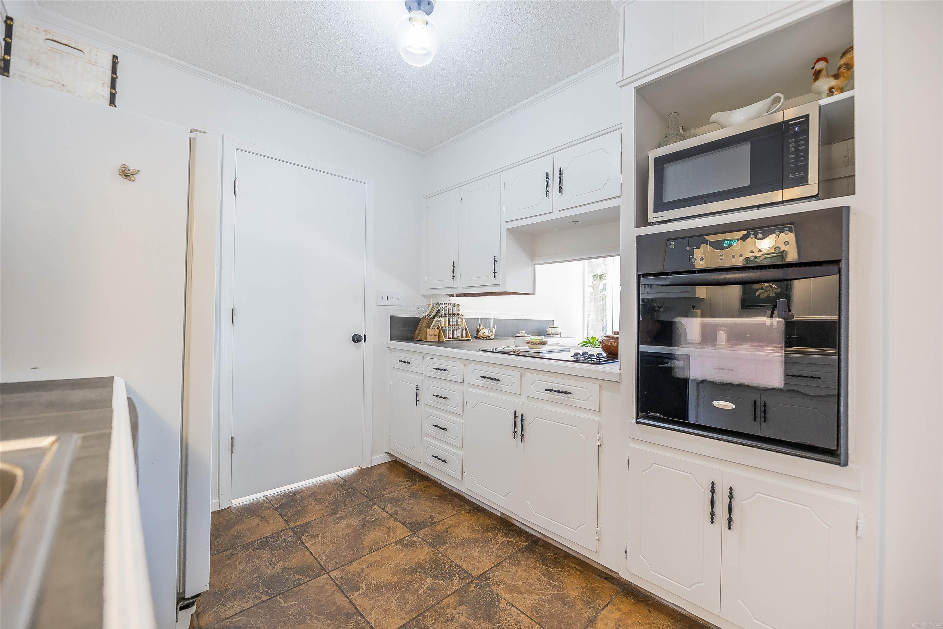 1795 Bowen Hill Rd  Gurdon, AR