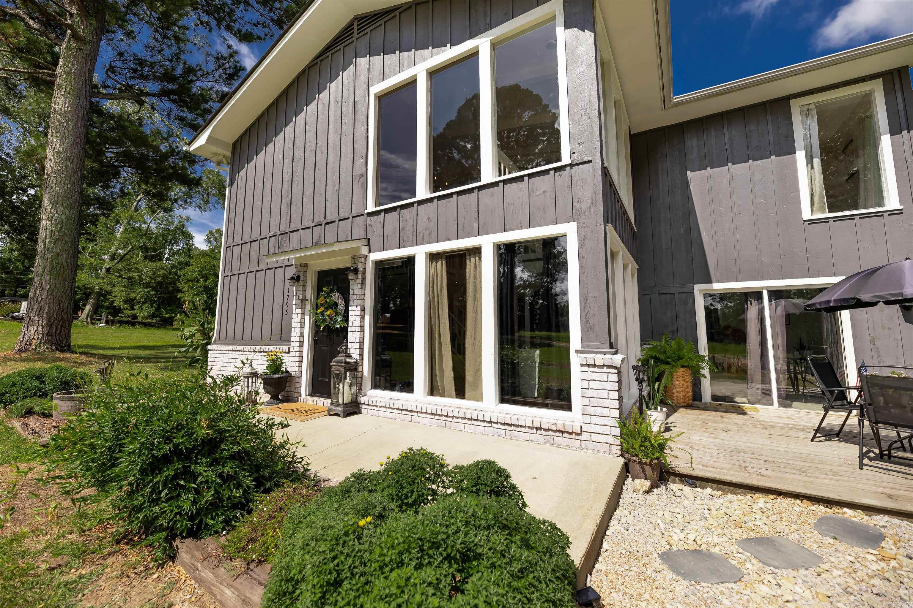 1795 Bowen Hill Rd  Gurdon, AR